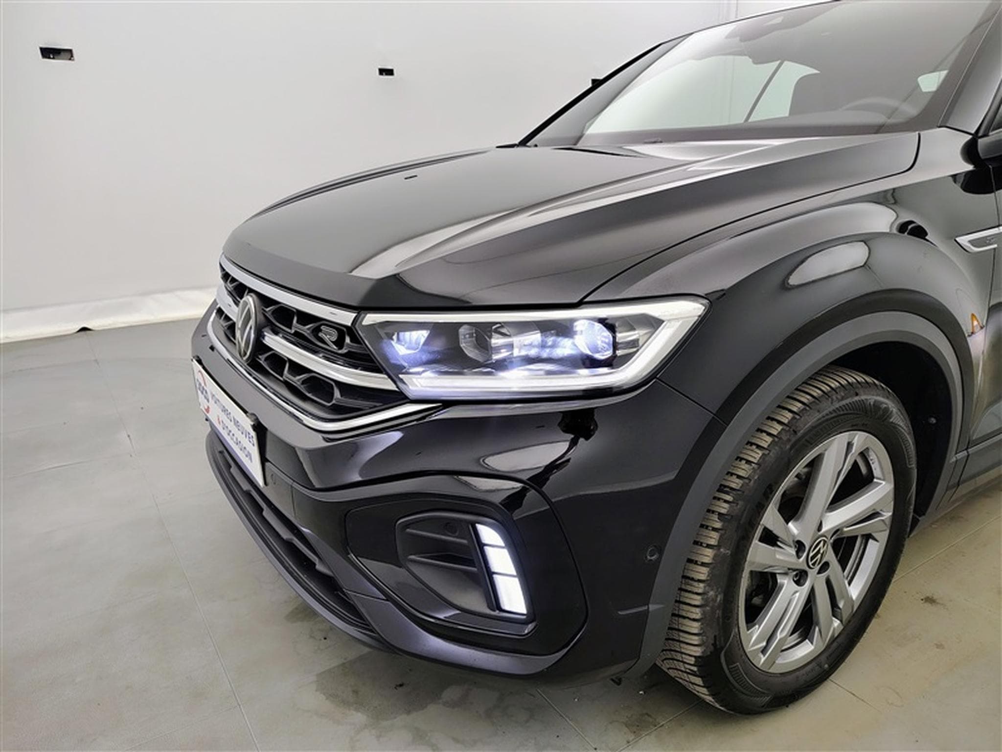 VW T-Roc Cabriolet 1.5 TSI 150cv DSG R-Line NAVI / FULL LED (2023) - Photo 15