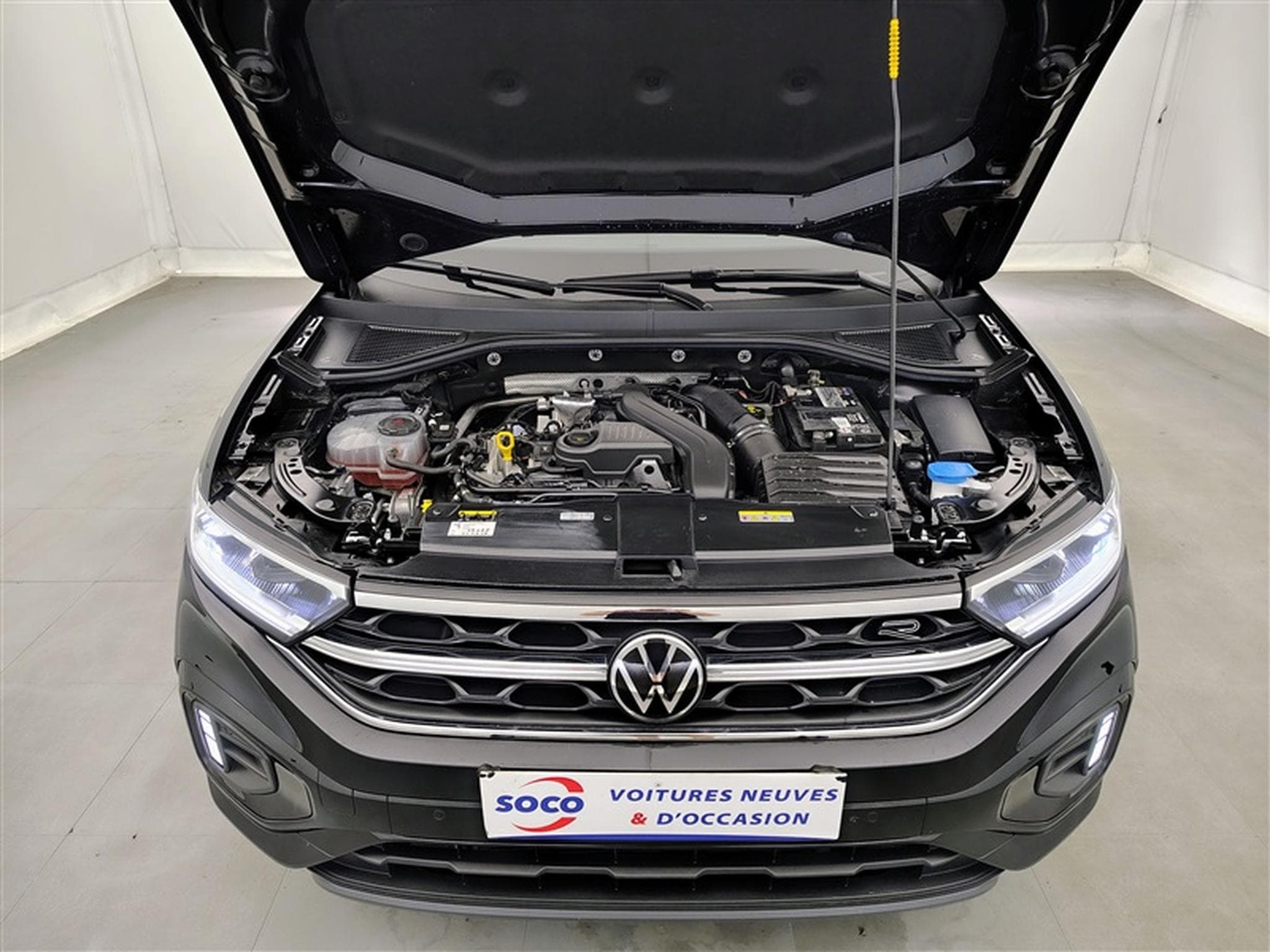 VW T-Roc Cabriolet 1.5 TSI 150cv DSG R-Line NAVI / FULL LED (2023) - Photo 21