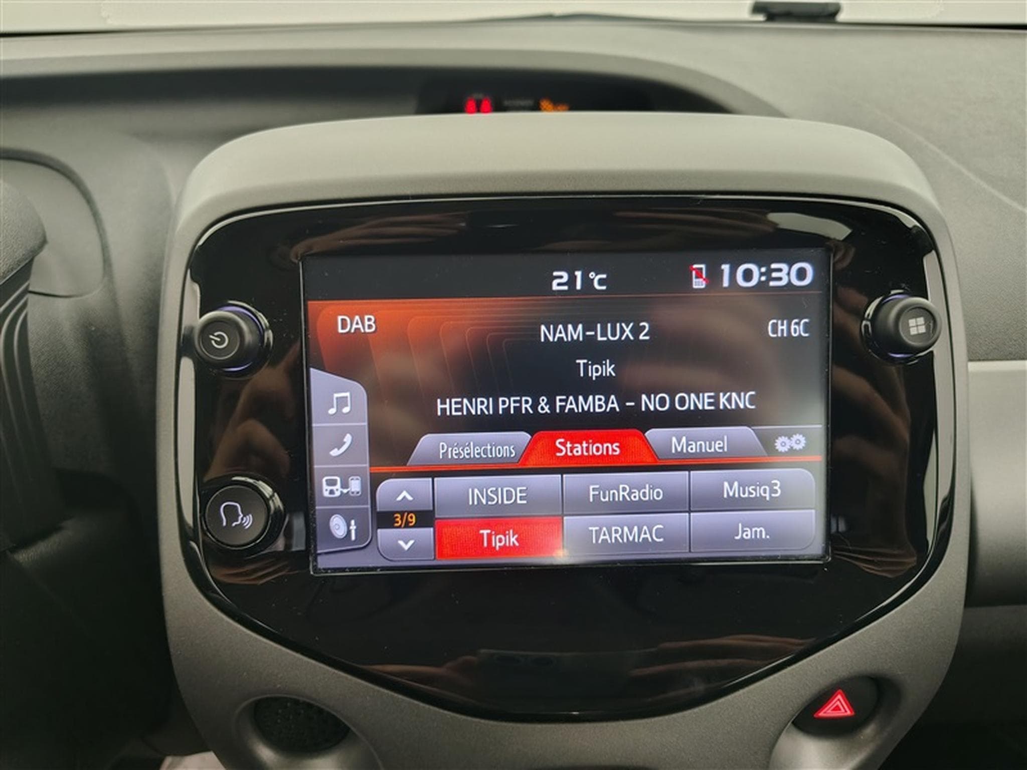 Toyota Aygo 1.0i VVT-i x-play II M/M (2021) - Photo 11