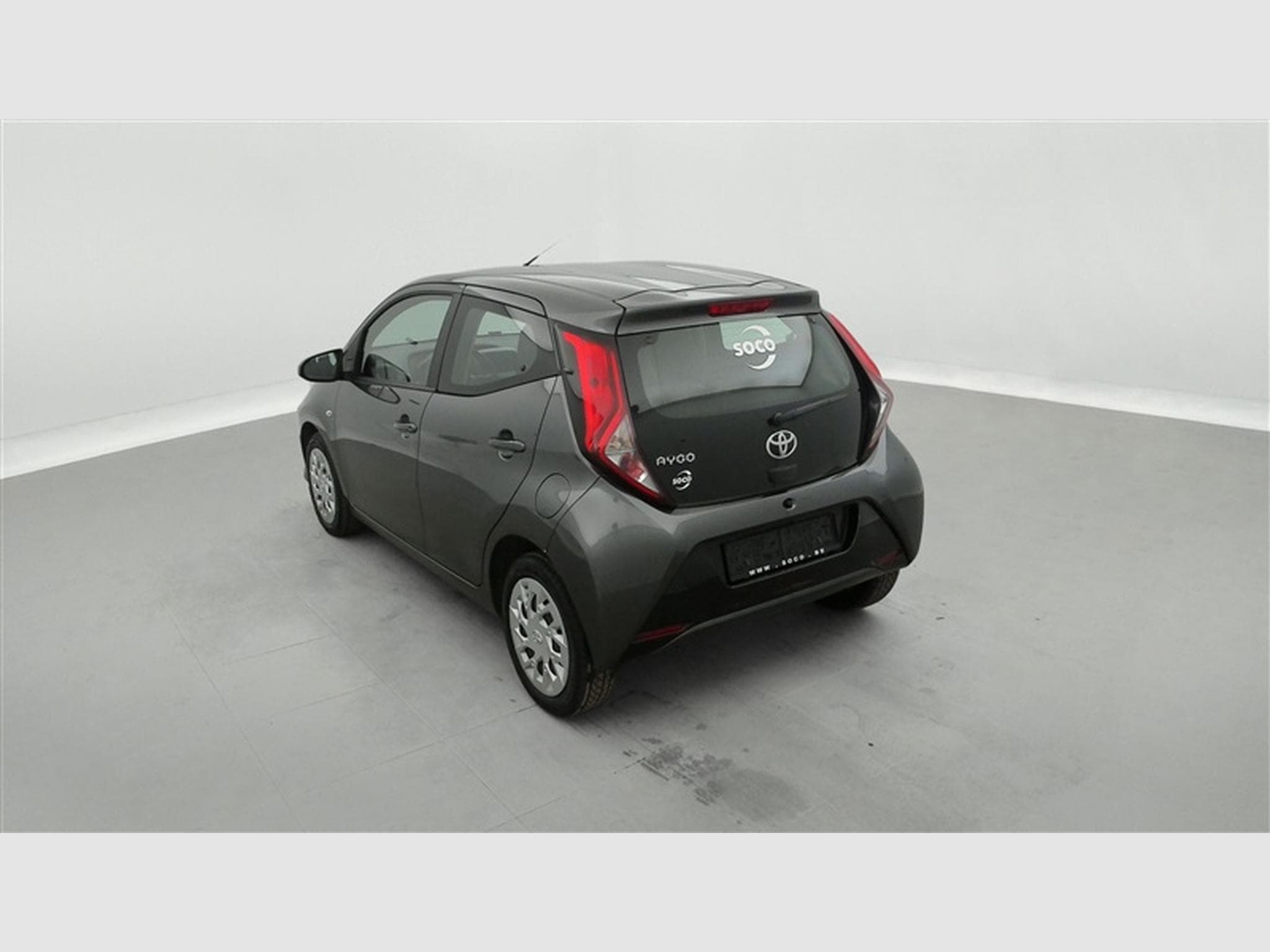 Toyota Aygo 1.0i VVT-i x-play II M/M (2021) - Photo 2