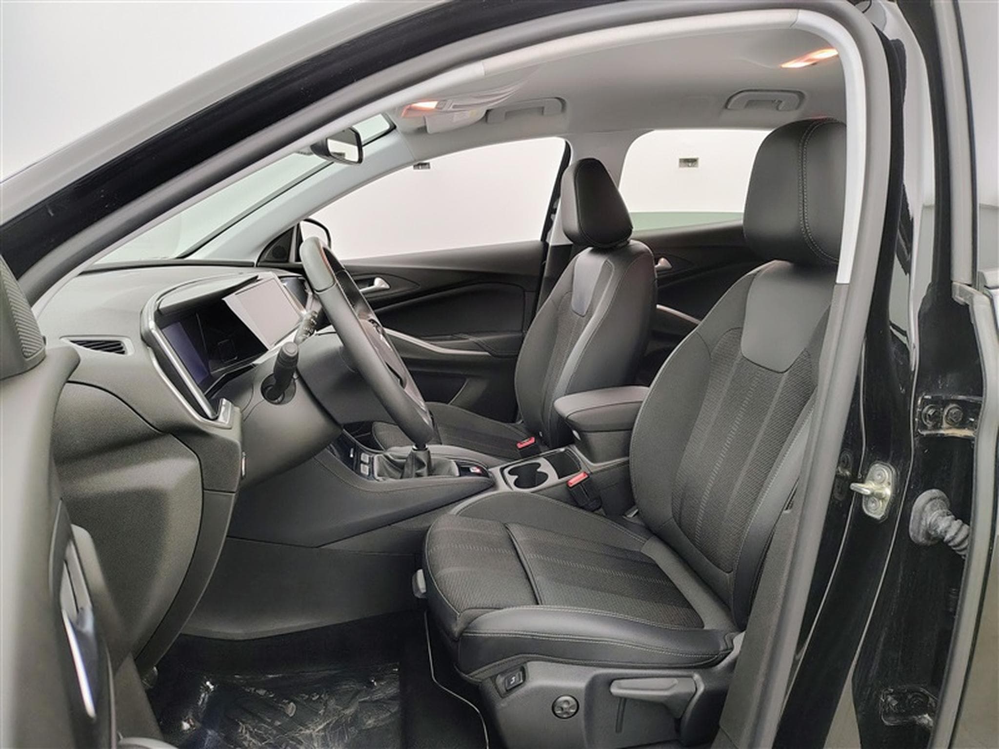 Opel Grandland 1.2 Turbo 130cv GS NAVI / FULL LED / CUIR PARTIEL / JA 18" (2023) - Photo 7