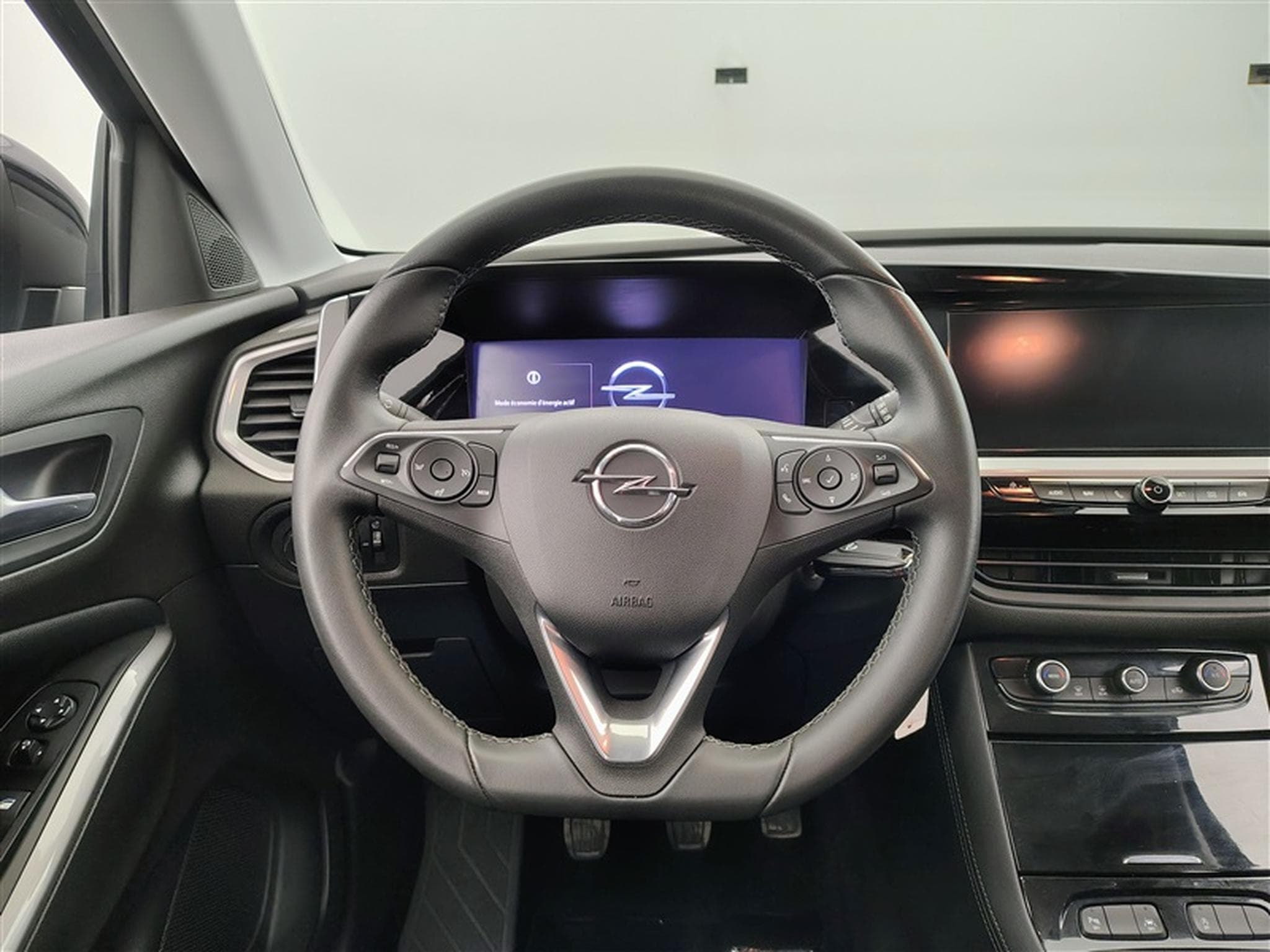 Opel Grandland 1.2 Turbo 130cv GS NAVI / FULL LED / CUIR PARTIEL / JA 18" (2023) - Photo 9