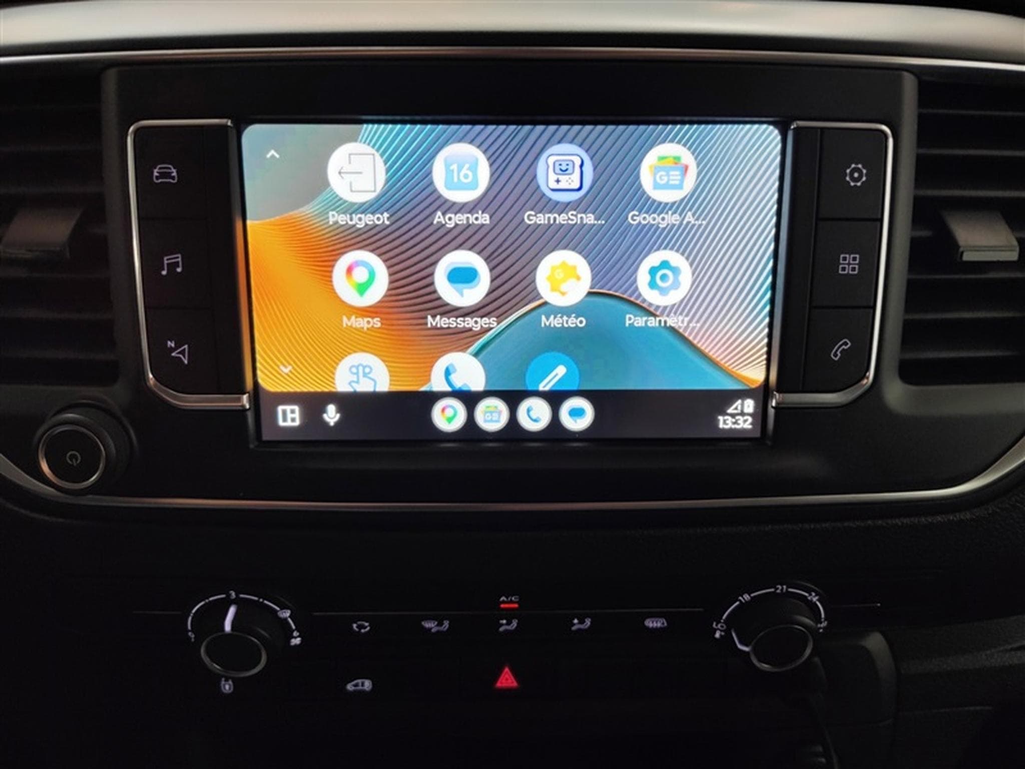 Peugeot Expert 2.0 BlueHDi EAT8 L2 NAVI CLIM / TEL / PDC AV-AR (2023) - Photo 12
