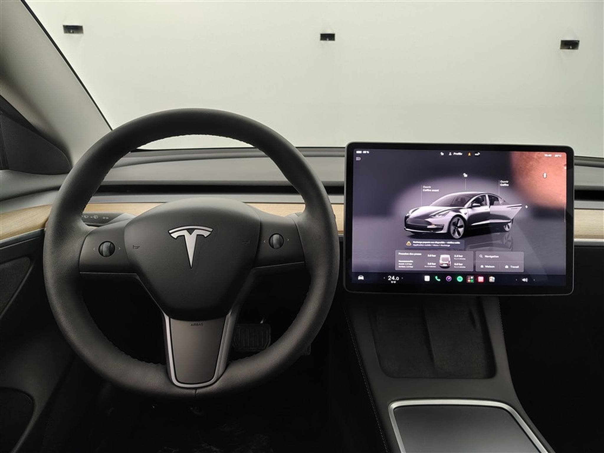 Tesla Model 3 60 kWh Standard Plus (2023) - Photo 9