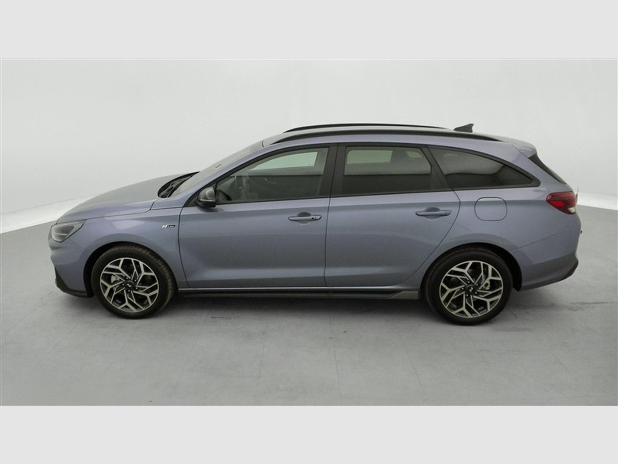 Hyundai i30 Combi 1.0 T-GDi 115cv N-Line NAVI / FULL LED / CAMERA / JA17 (2026) - Photo 3