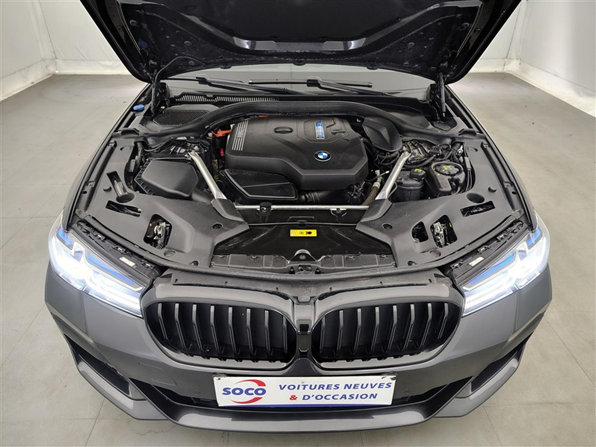 BMW 530 530eA PHEV XDrive Pack M CUIR / NAVI / TO PANO / LASER (2021) - Photo 23