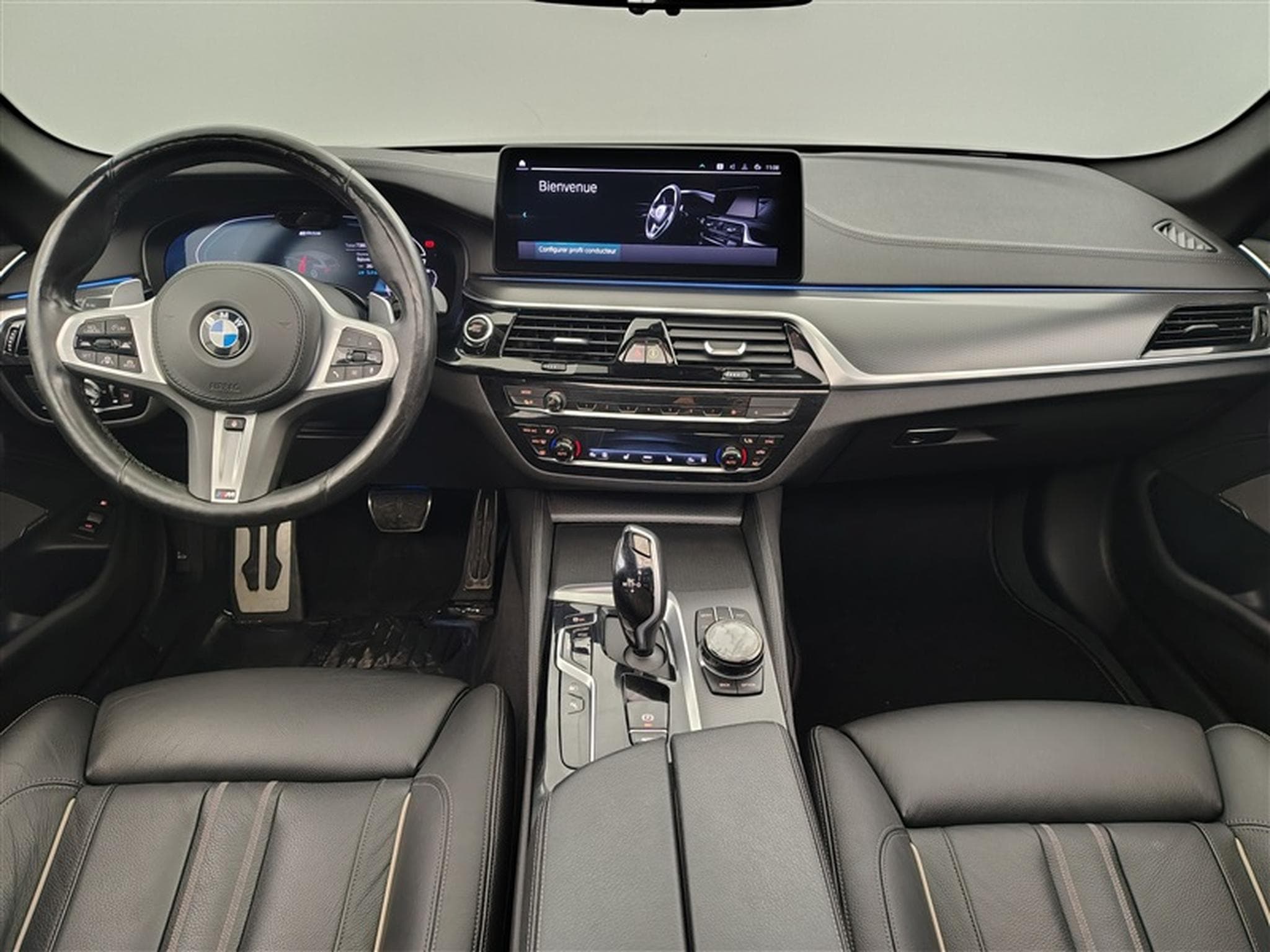 BMW 530 530eA PHEV XDrive Pack M CUIR / NAVI / TO PANO / LASER (2021) - Photo 8