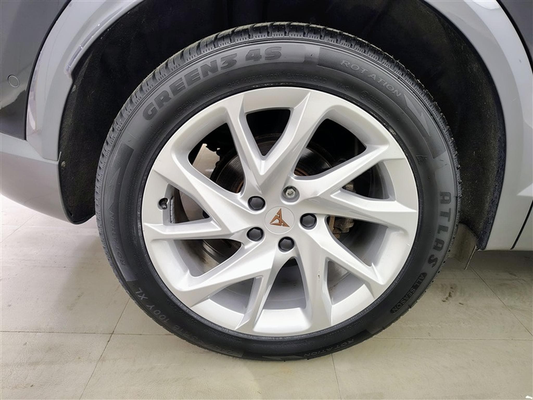 Cupra Formentor 1.4 e-Hybrid PHEV DSG NAVI / S-CUIR / FULL LED (2023) - Photo 6