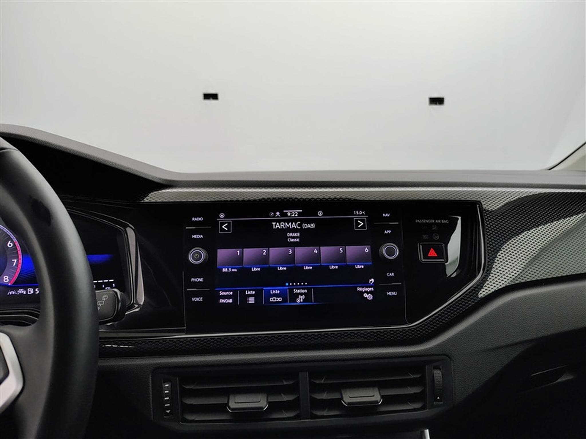 VW Taigo 1.0 TSI 95cv Style CARPLAY / FULL LED / CAMERA / JA 17" (2025) - Photo 11