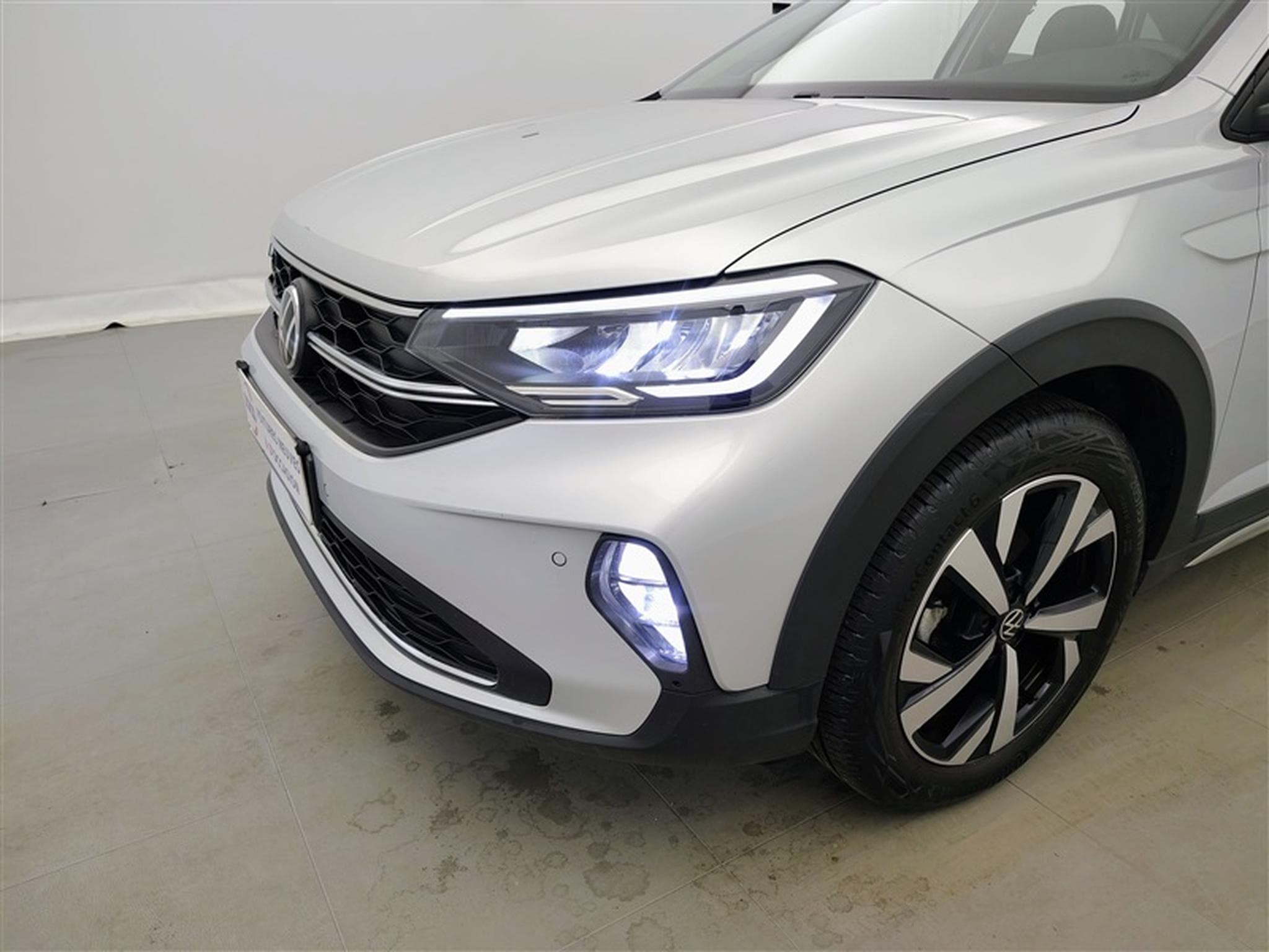 VW Taigo 1.0 TSI 95cv Style CARPLAY / FULL LED / CAMERA / JA 17" (2025) - Photo 15