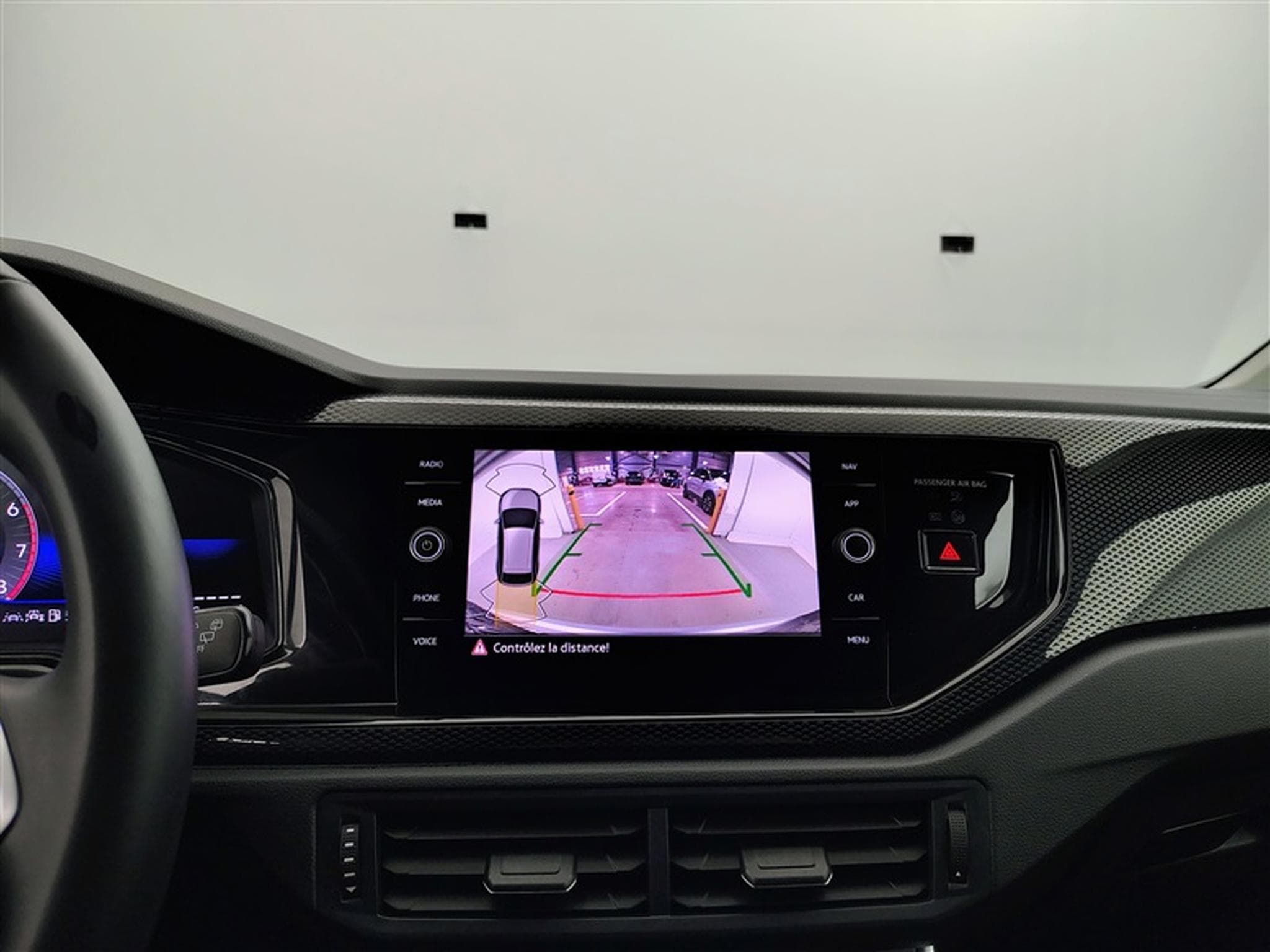 VW Taigo 1.0 TSI 95cv Style CARPLAY / FULL LED / CAMERA / JA 17" (2025) - Photo 18