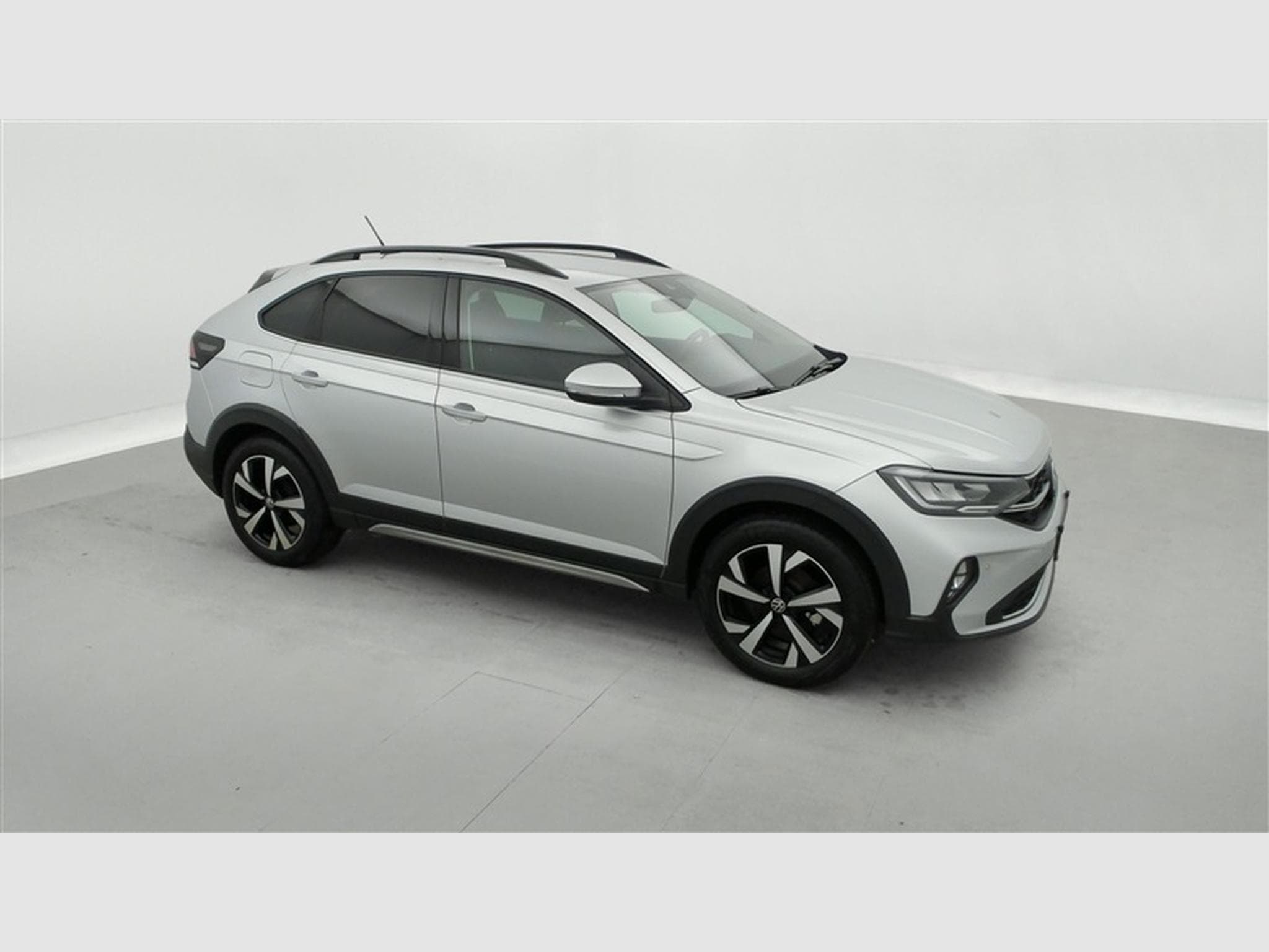 VW Taigo 1.0 TSI 95cv Style CARPLAY / FULL LED / CAMERA / JA 17" (2025) - Photo 23
