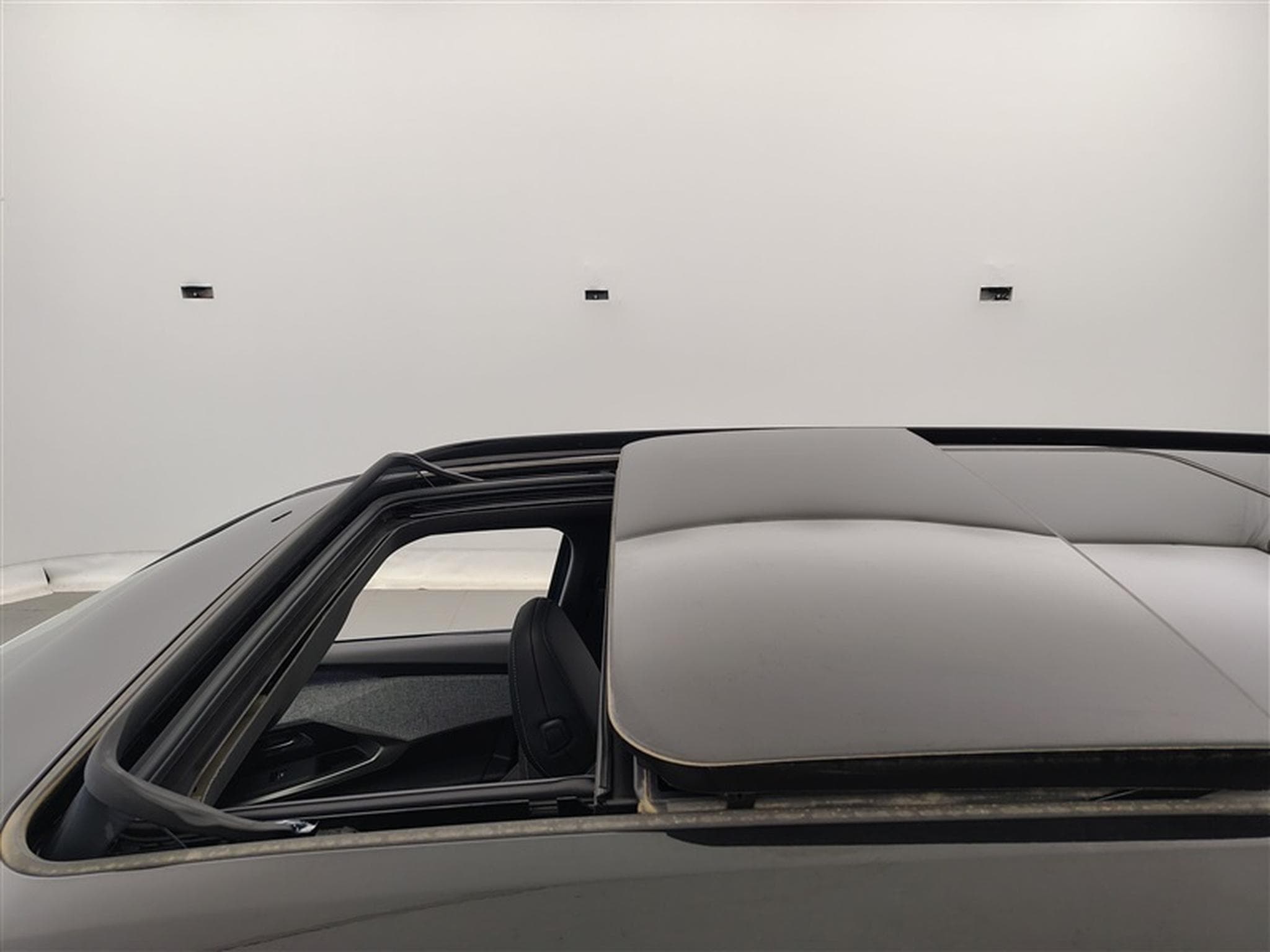 Peugeot 5008 1.2 HYBRID 145cv e-DSC6 GT 7pl. NAVI / FULL LED / PANO / CAM (2025) - Photo 19