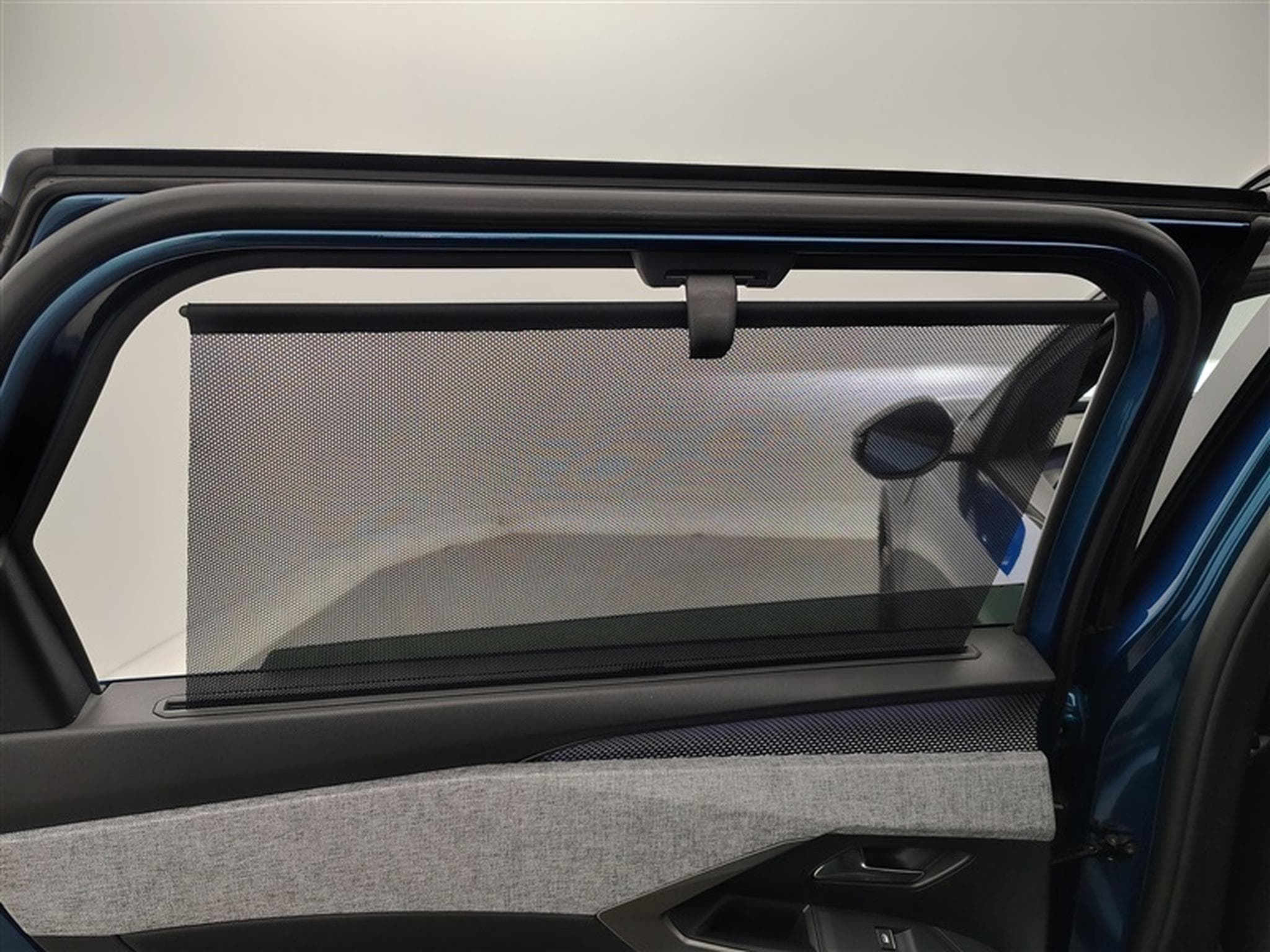 Peugeot 5008 1.2 HYBRID 145cv e-DSC6 GT 7pl. NAVI / FULL LED / PANO / CAM (2025) - Photo 20