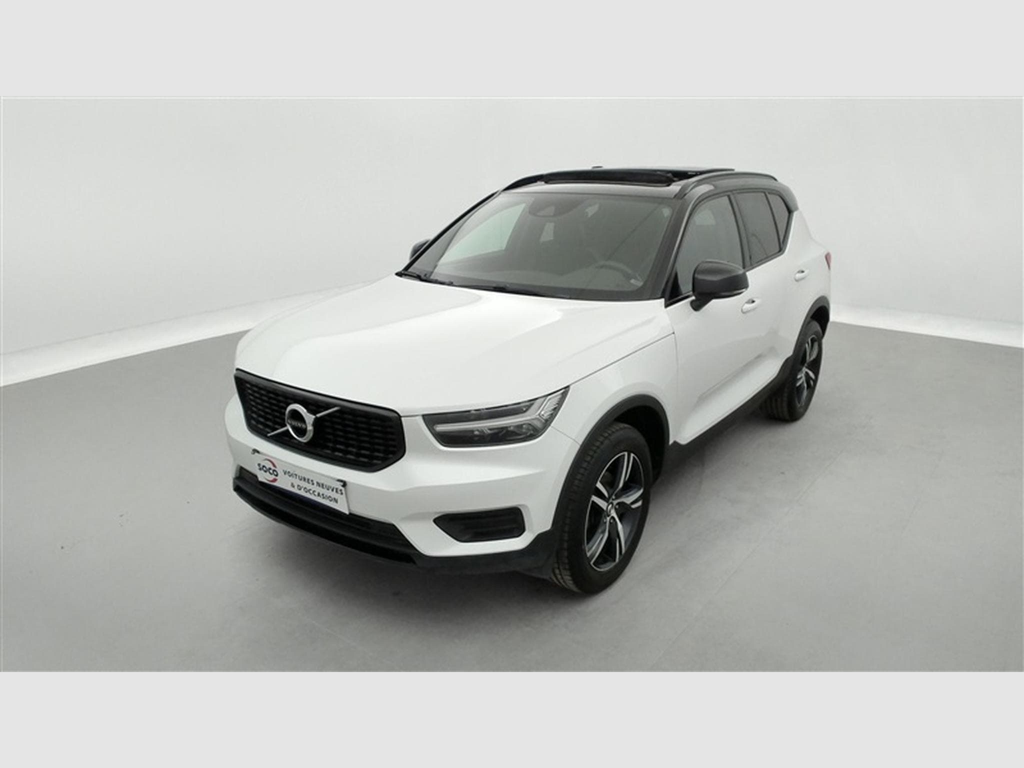 Volvo XC40 1.5 T3 R-Design NAVI / FULL LED / TOIT PANO /PDC AR / JA 18" (2019) - Photo 1