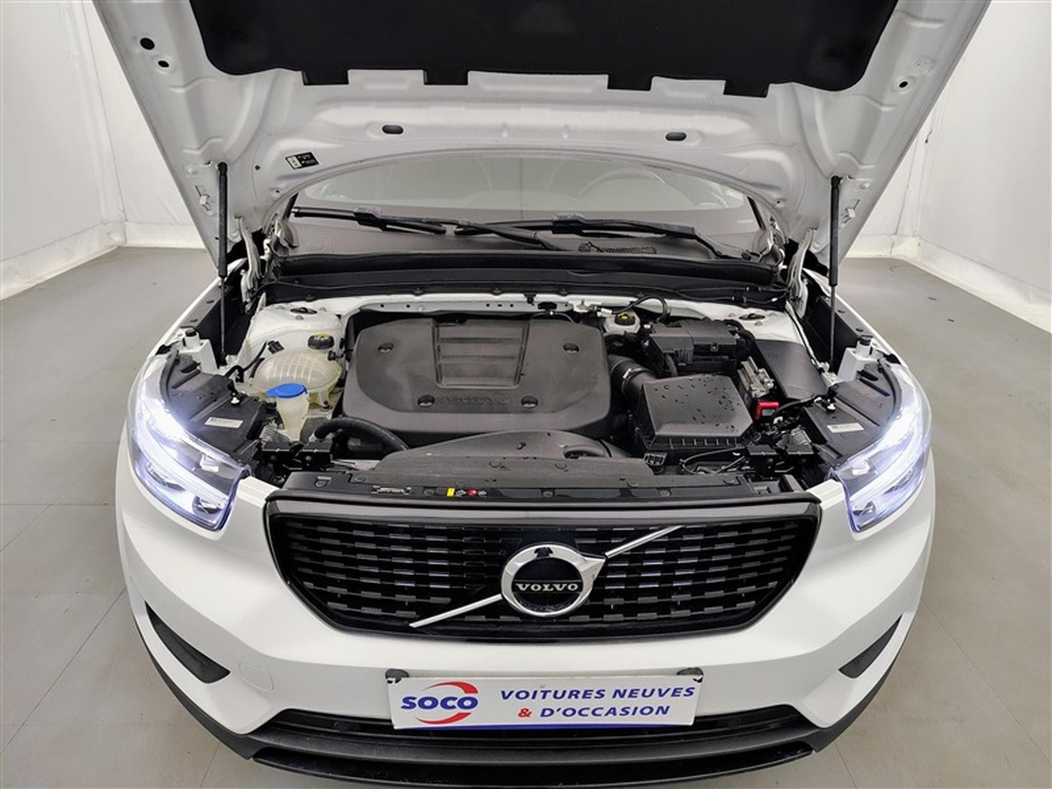 Volvo XC40 1.5 T3 R-Design NAVI / FULL LED / TOIT PANO /PDC AR / JA 18" (2019) - Photo 20
