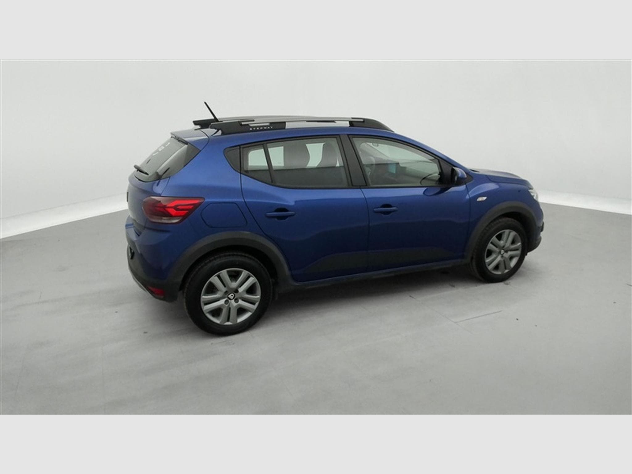 Dacia Sandero 1.0 TCe Stepway Plus NAVI / CLIM / FULL LED (2021) - Photo 23