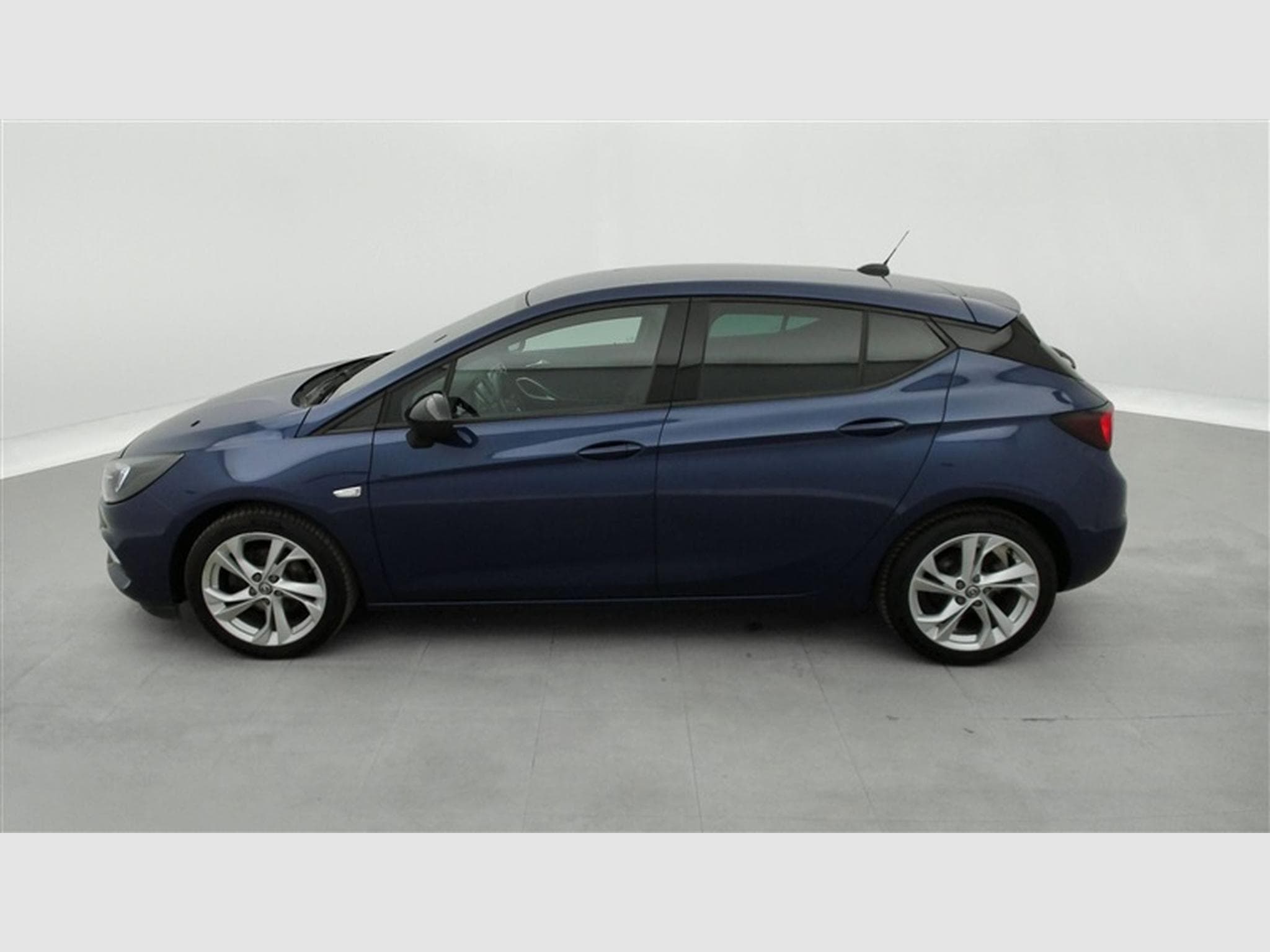 Opel Astra 1.2 Turbo GS LINE NAVI / CLIM / FULL LED (2021) - Photo 2