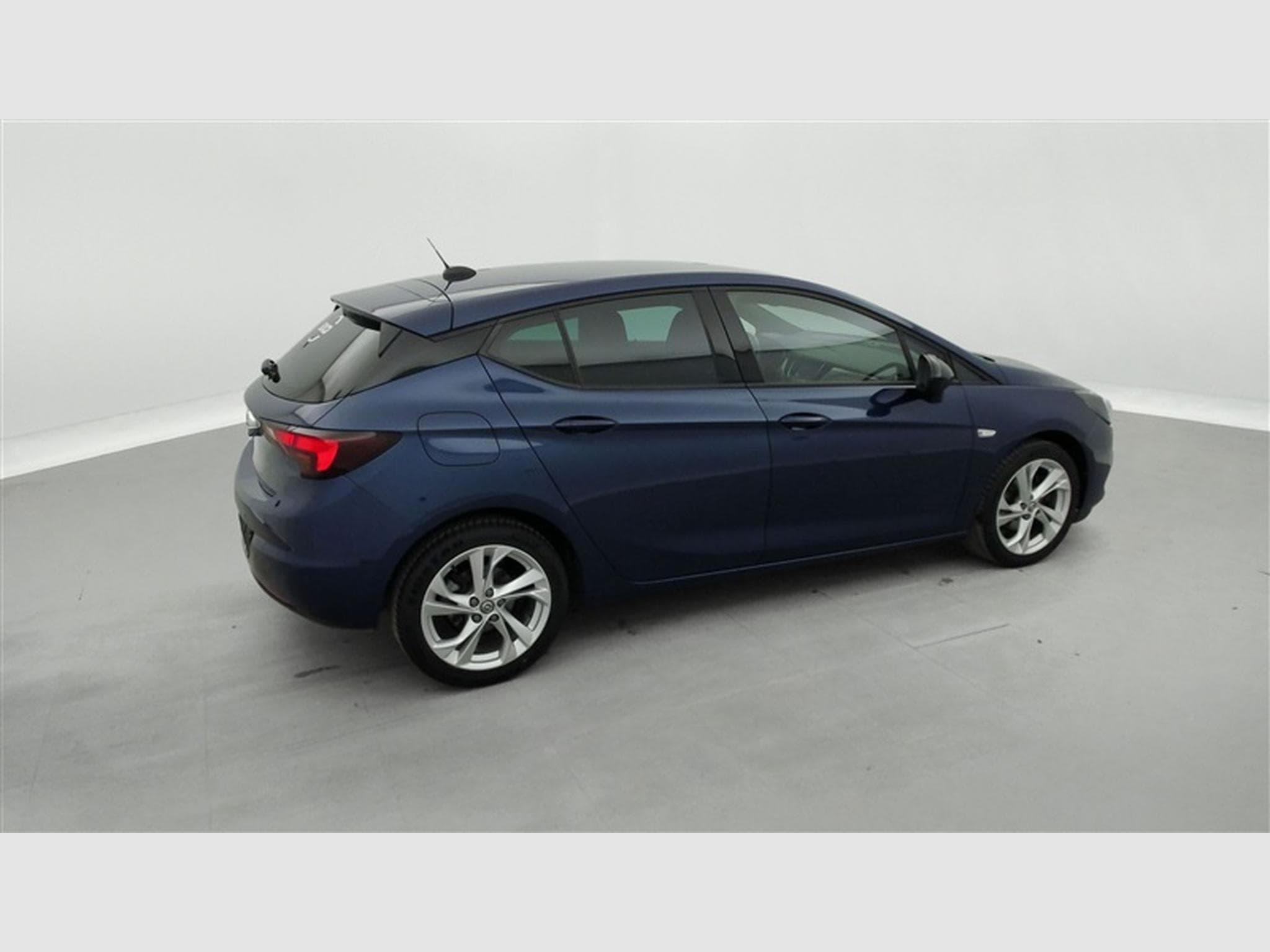 Opel Astra 1.2 Turbo GS LINE NAVI / CLIM / FULL LED (2021) - Photo 23
