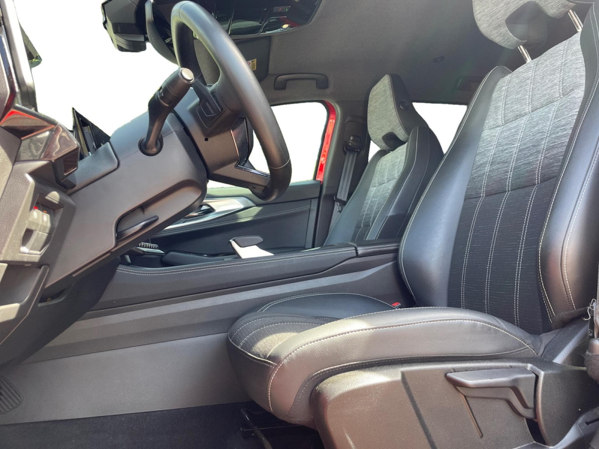 Renault Austral 1.3 TCe Mild Hybrid Techno 160 EDC (2024) - Photo 6