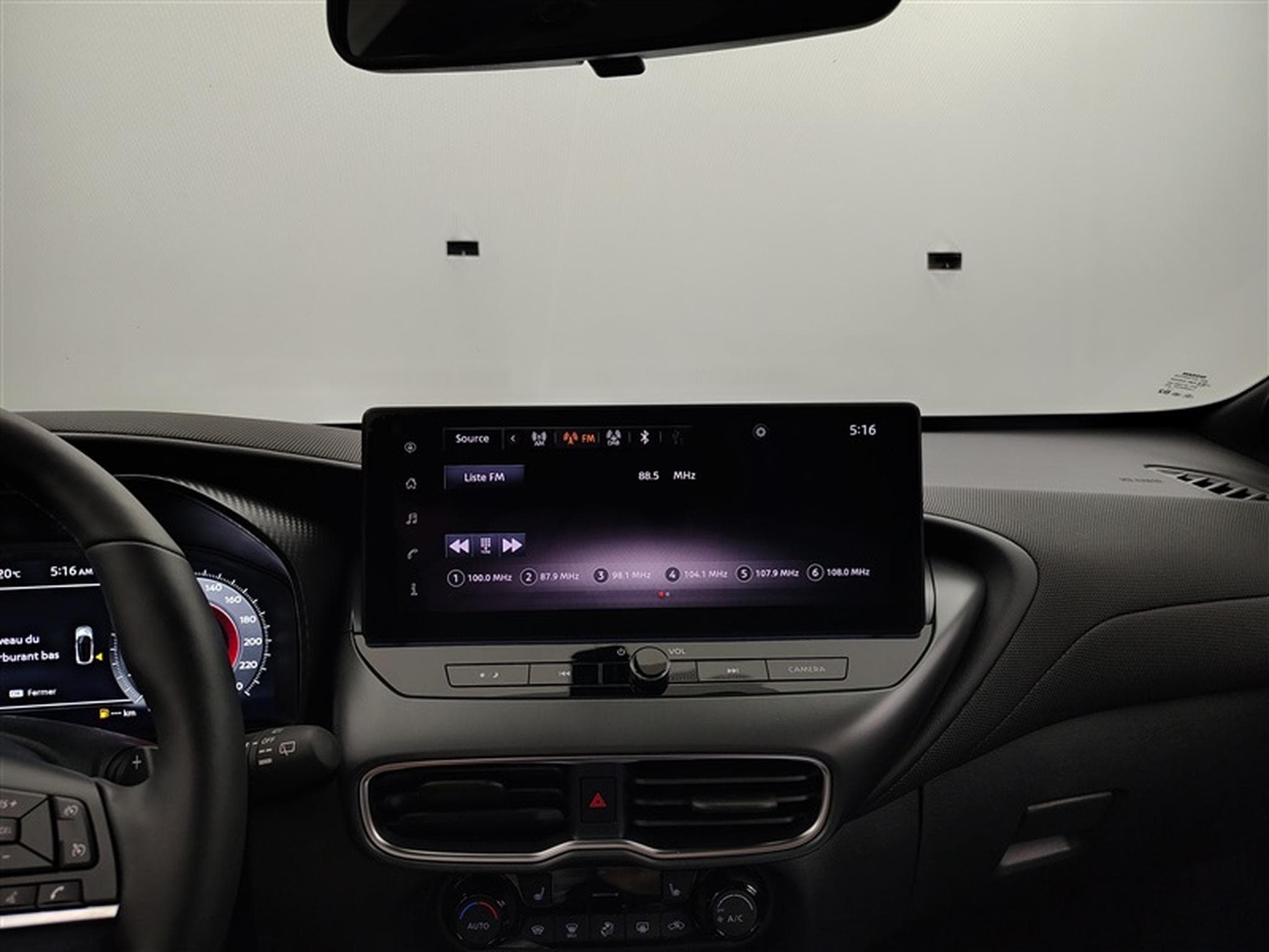 Nissan Juke 1.0 DIG-T 115cv DCT N-Connecta CARPLAY / FULL LED / CAMERA (2026) - Photo 11