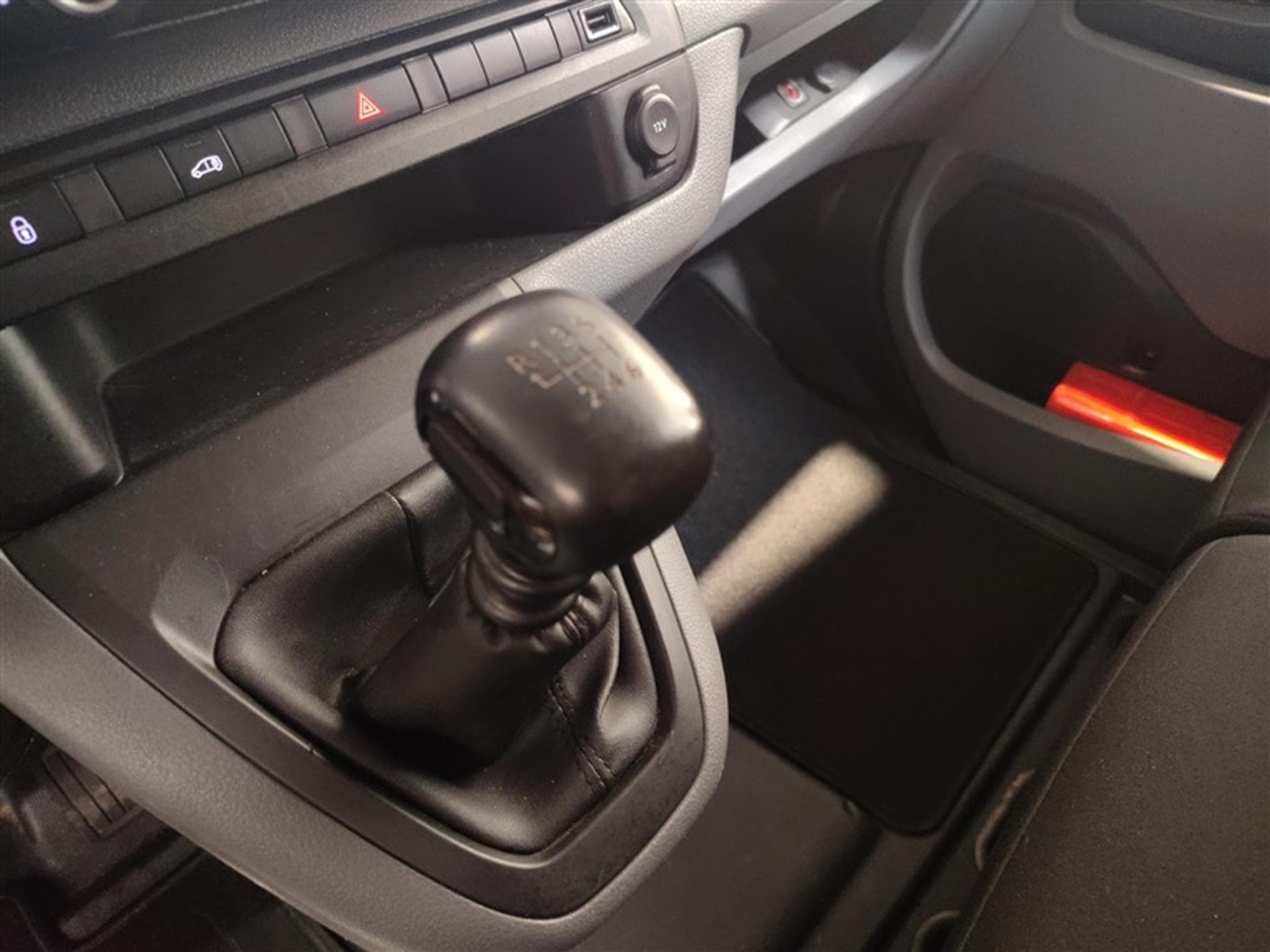 Fiat Scudo 1.5 Multijet 120cv L2 3pl. GALERIE / NAVI / PDC AR (2022) - Photo 12
