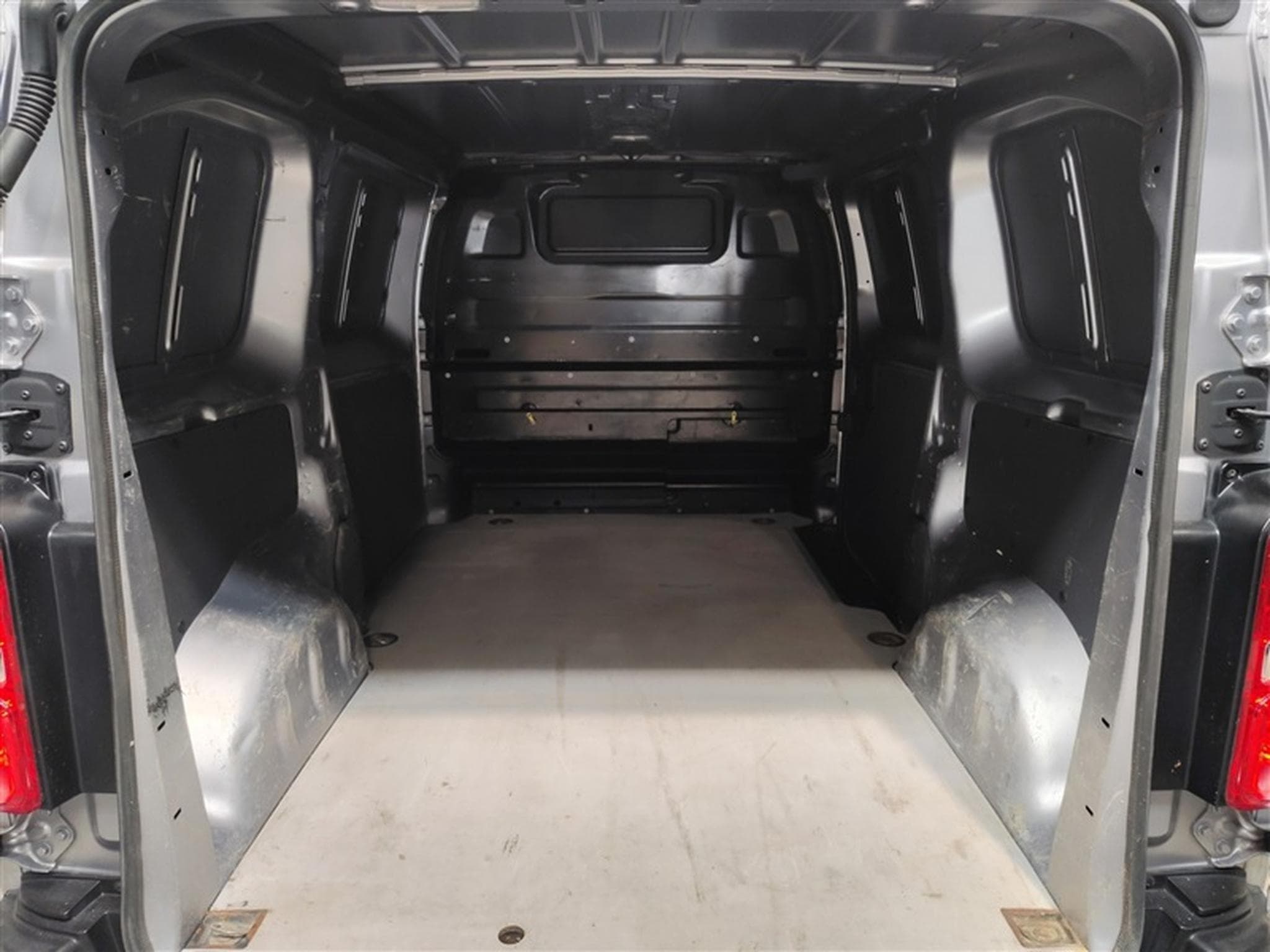 Fiat Scudo 1.5 Multijet 120cv L2 3pl. GALERIE / NAVI / PDC AR (2022) - Photo 14