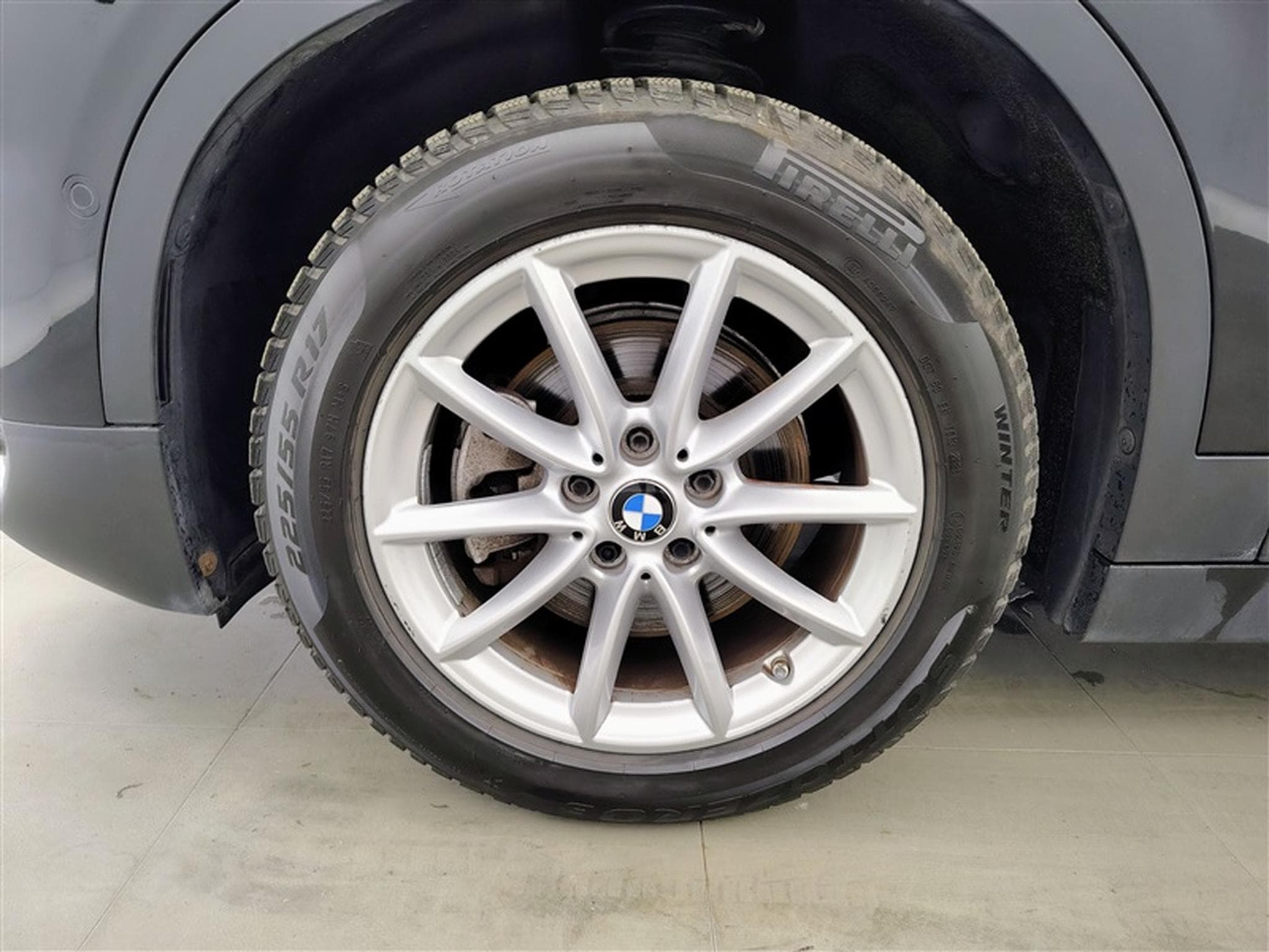 BMW X2 1.5i sDrive18 Business CUIR/NAVI/TO PANO/FULL LED/JA17 (2021) - Photo 6