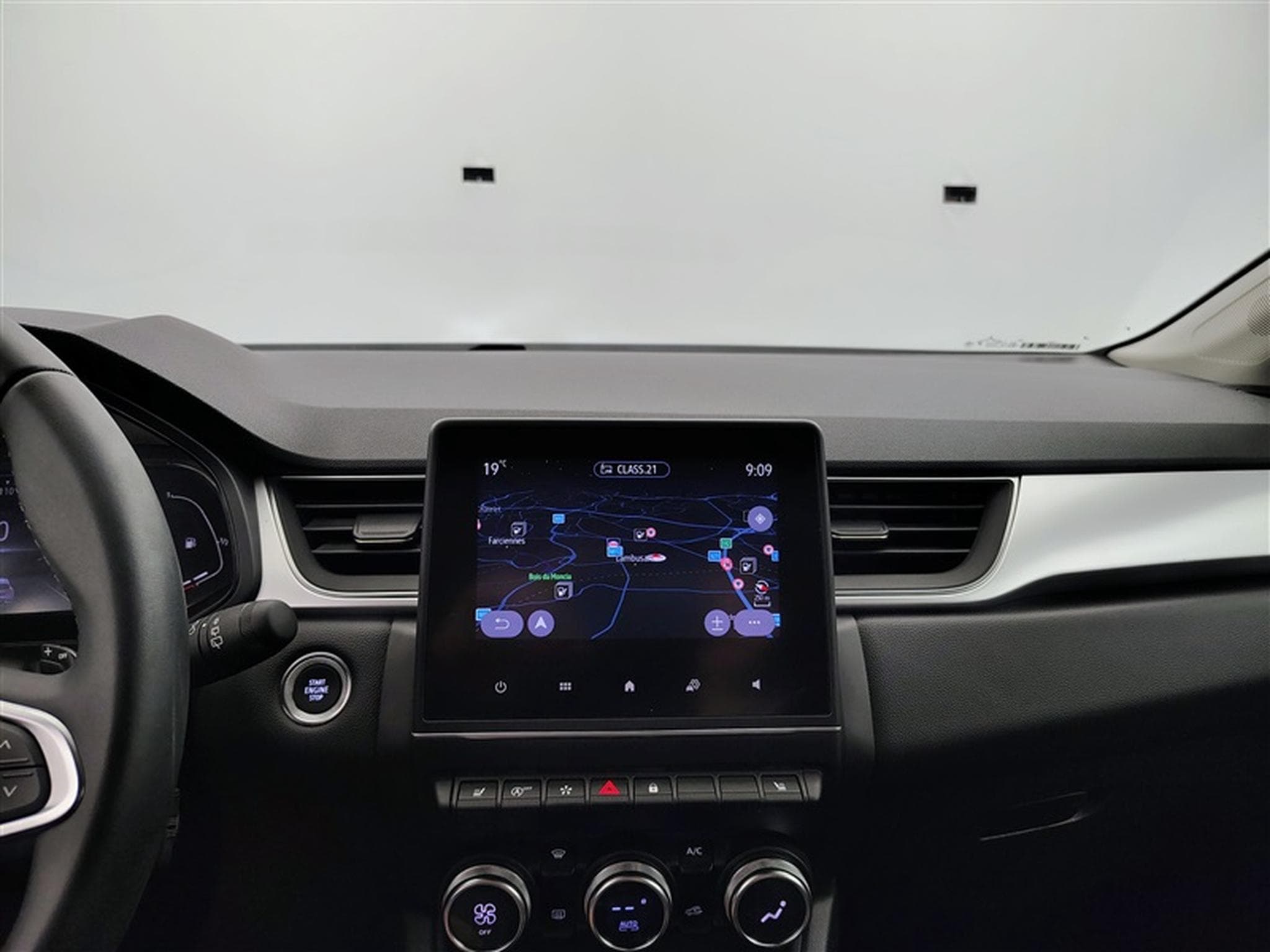 Renault Captur 1.33 TCe MHEV Techno EDC GPF (2023) - Photo 11