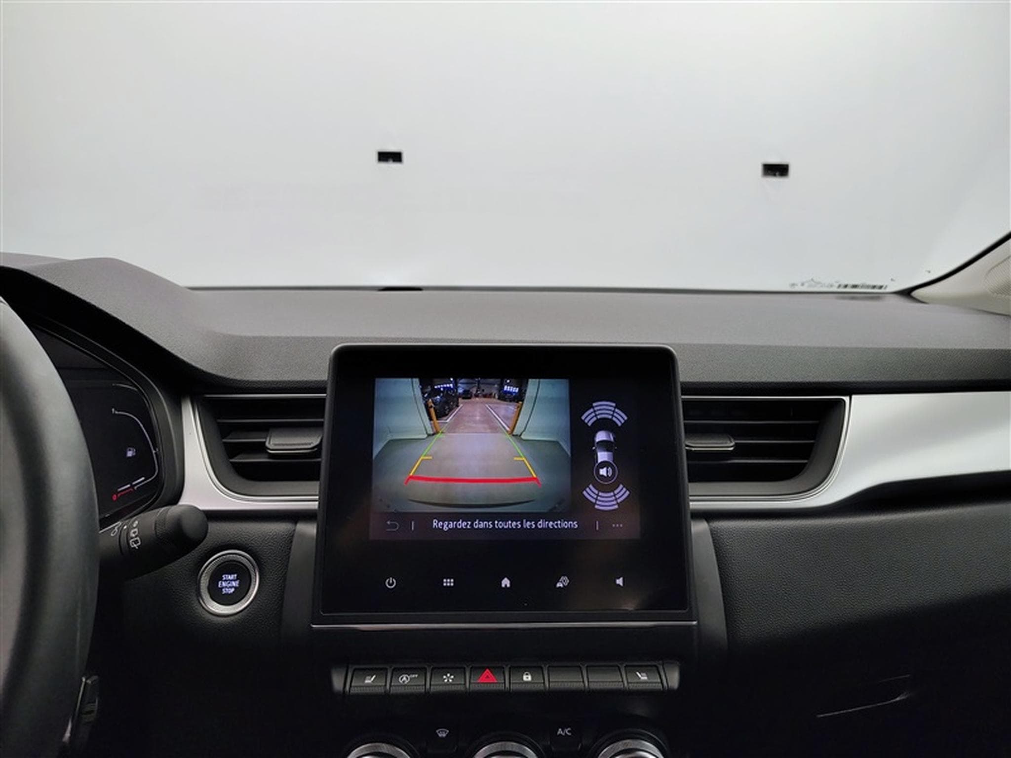Renault Captur 1.33 TCe MHEV Techno EDC GPF (2023) - Photo 18