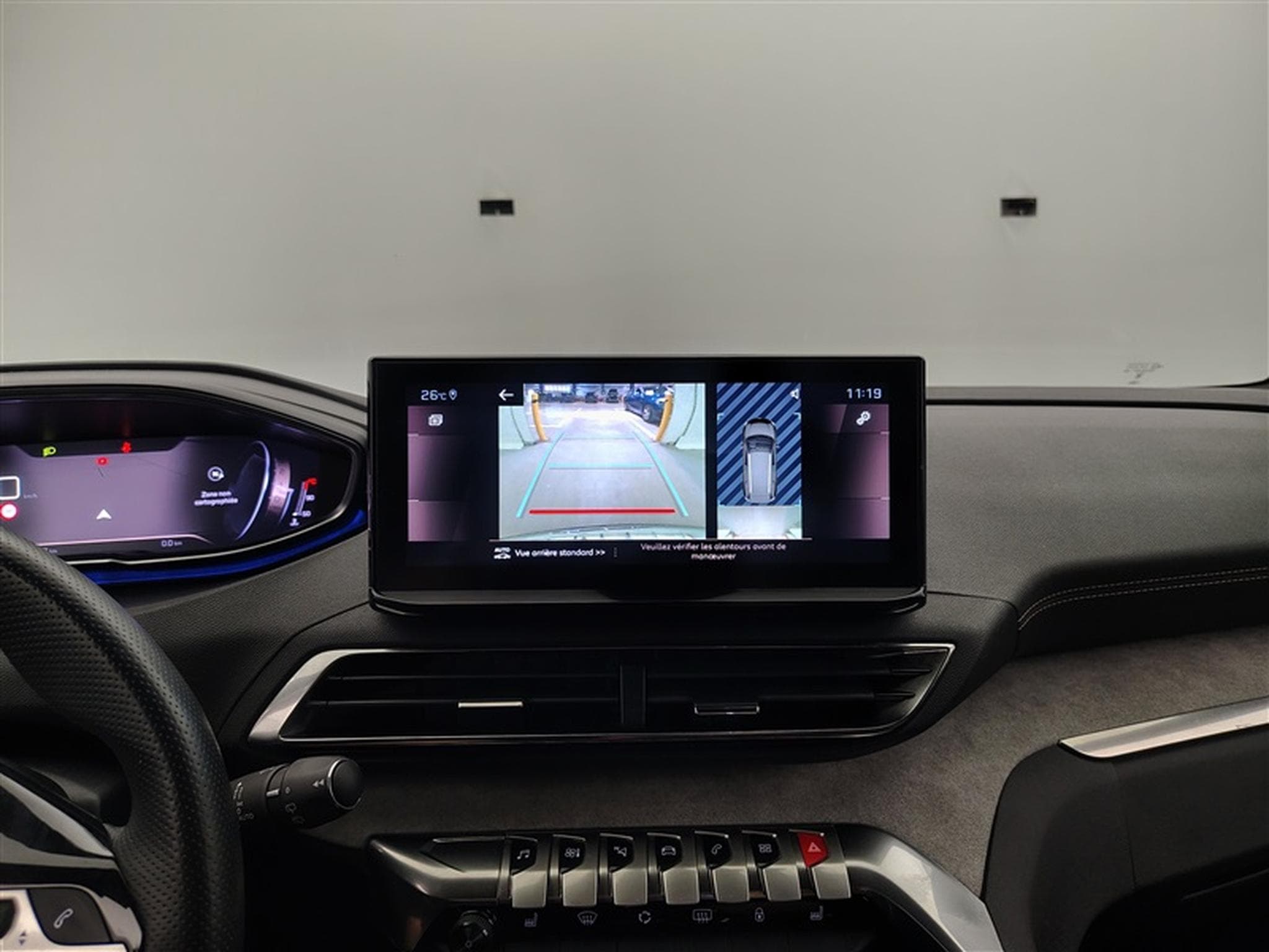 Peugeot 5008 1.2  7Pl GT-Line Navi / Led / PDC+Caméra (2023) - Photo 18