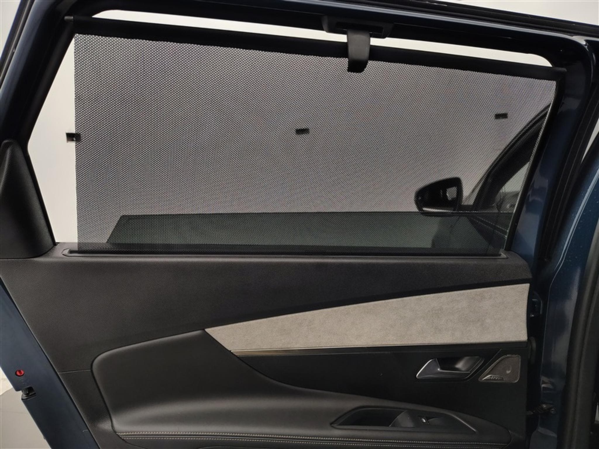 Peugeot 5008 1.2  7Pl GT-Line Navi / Led / PDC+Caméra (2023) - Photo 19