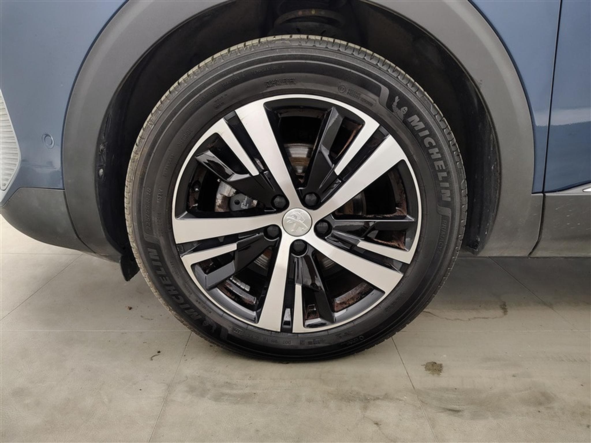 Peugeot 5008 1.2  7Pl GT-Line Navi / Led / PDC+Caméra (2023) - Photo 6