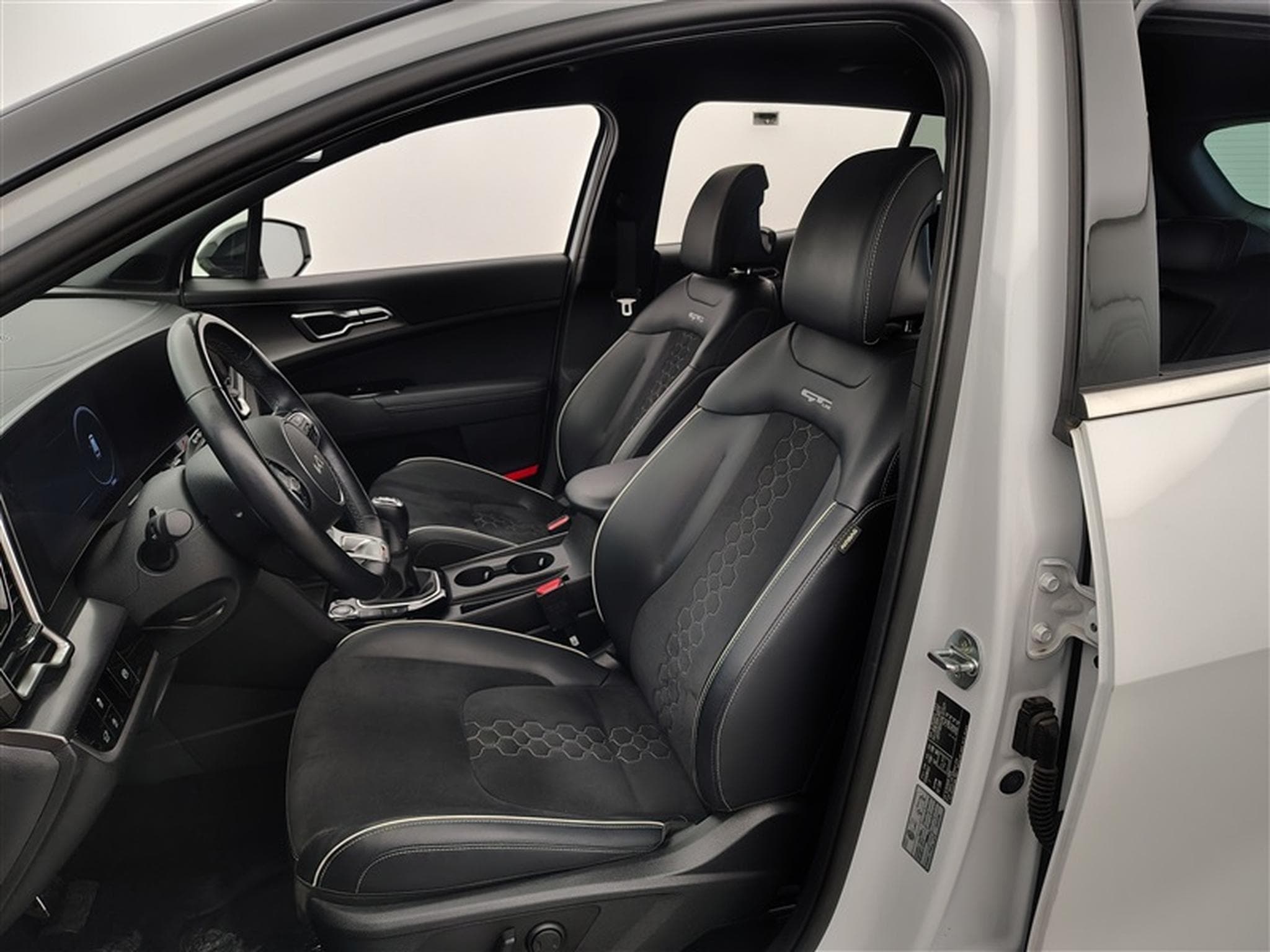 Kia Sportage 1.6 CRDi 136Cv GT-Line S-CUIR / NAVI / CAMERA (2022) - Photo 7