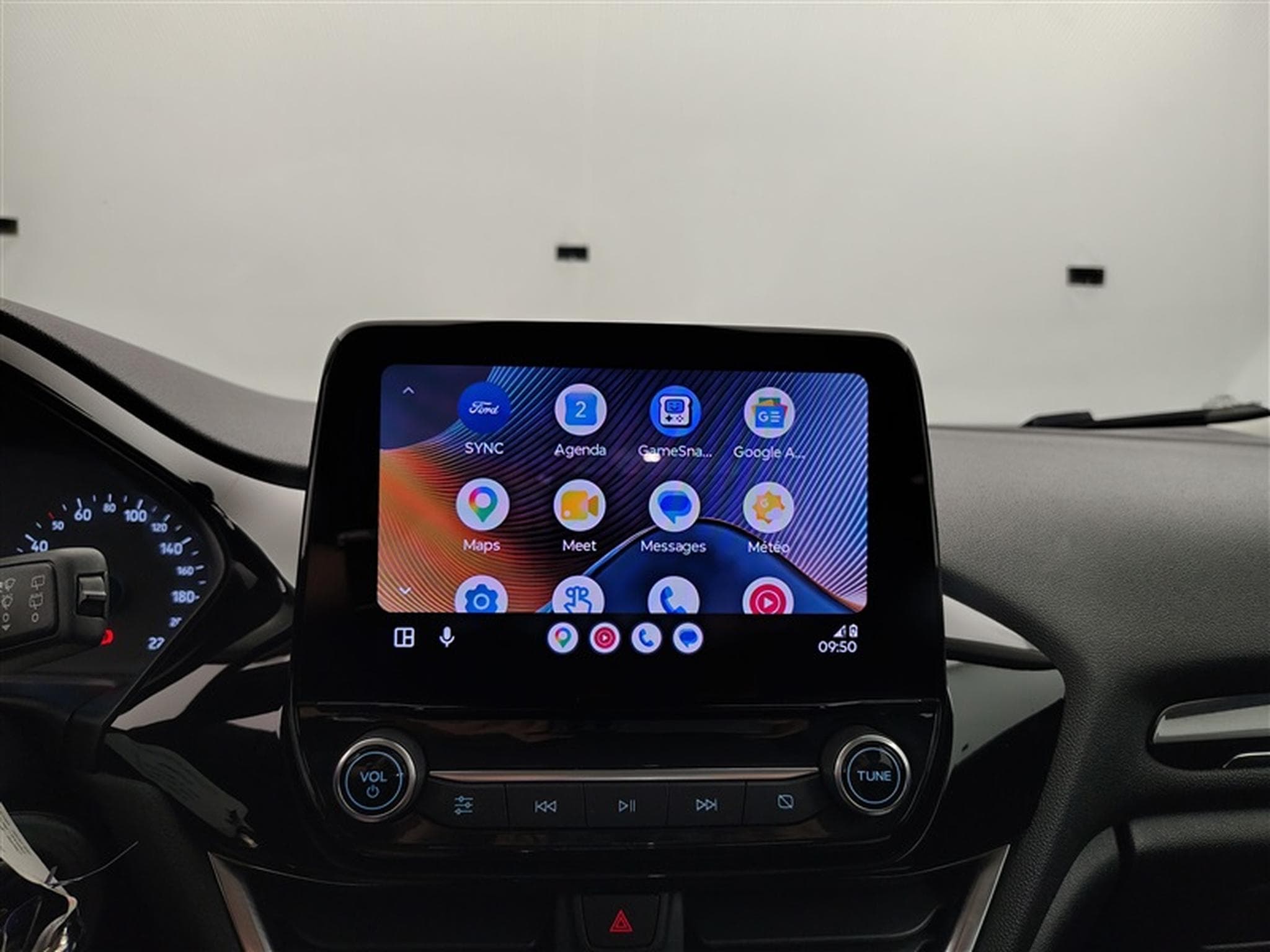 Ford Fiesta 1.0 EcoBoost Connected CARPLAY/FULL LED/PDC (2024) - Photo 19