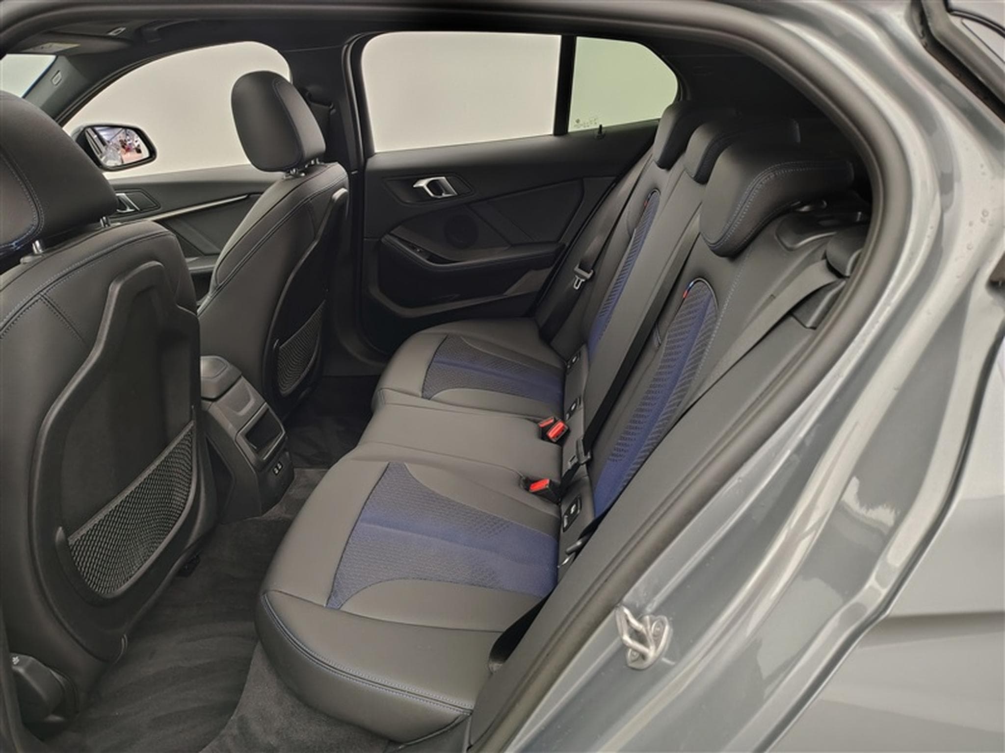 BMW 116 iA PACK M *NAVI/FULL LED/TOIT PANO/PDC AV ARR* (2023) - Photo 13