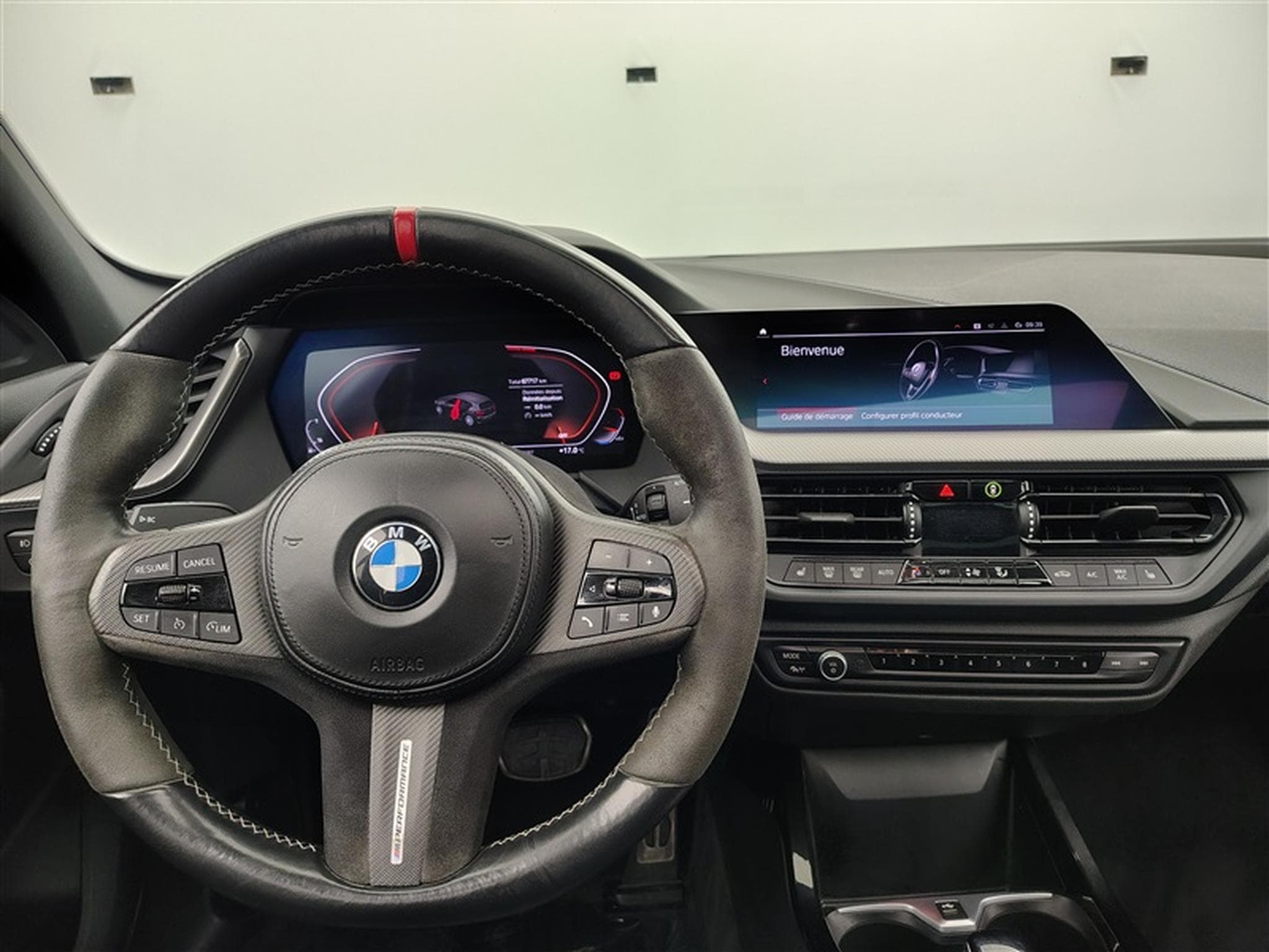 BMW 116 iA PACK M *NAVI/FULL LED/TOIT PANO/PDC AV ARR* (2023) - Photo 9
