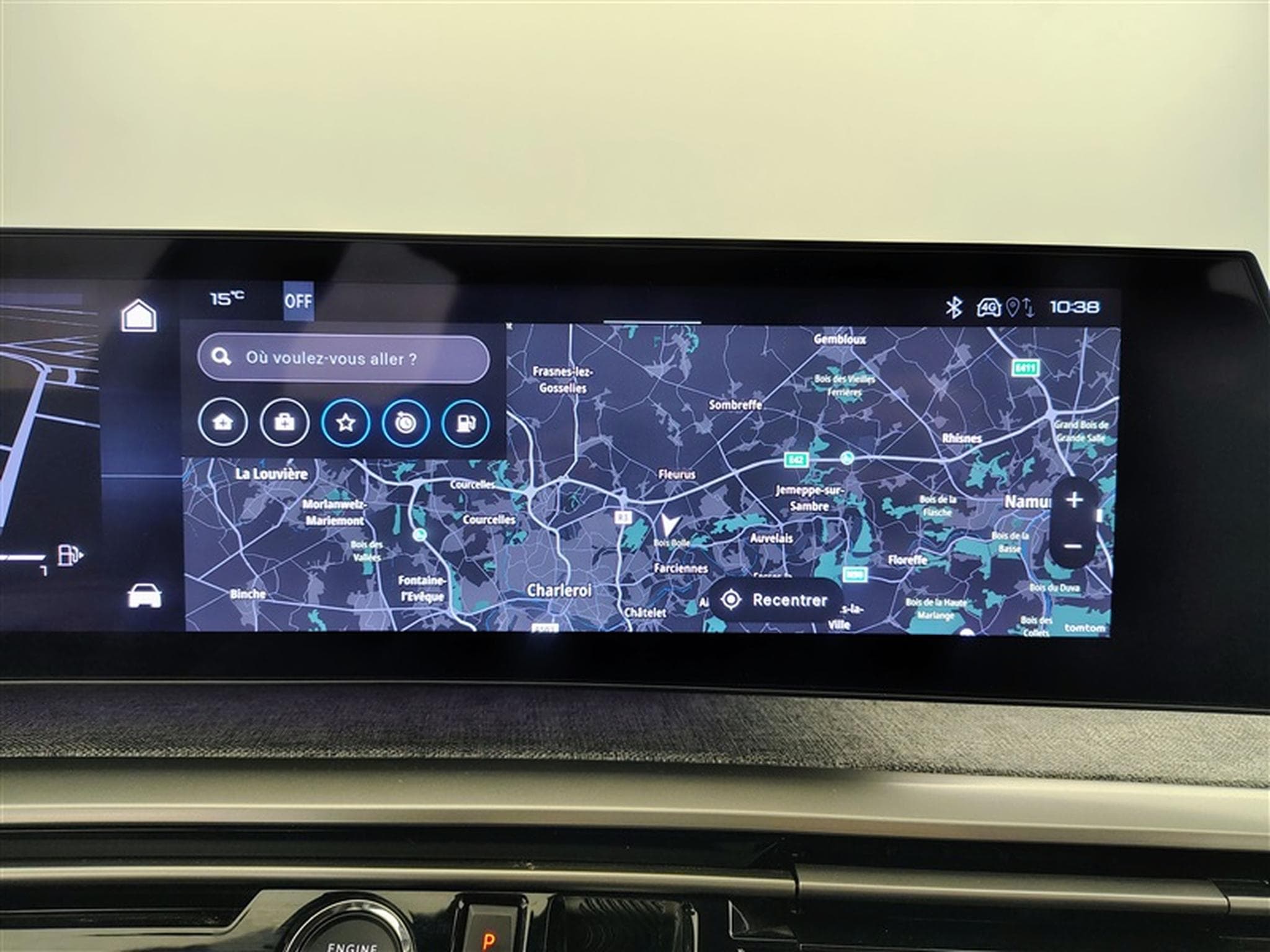 Peugeot 5008 1.2 Hybrid 145Cv e-DCS6 GT 7PL / NAVI / CARPLAY / CAMERA (2025) - Photo 11