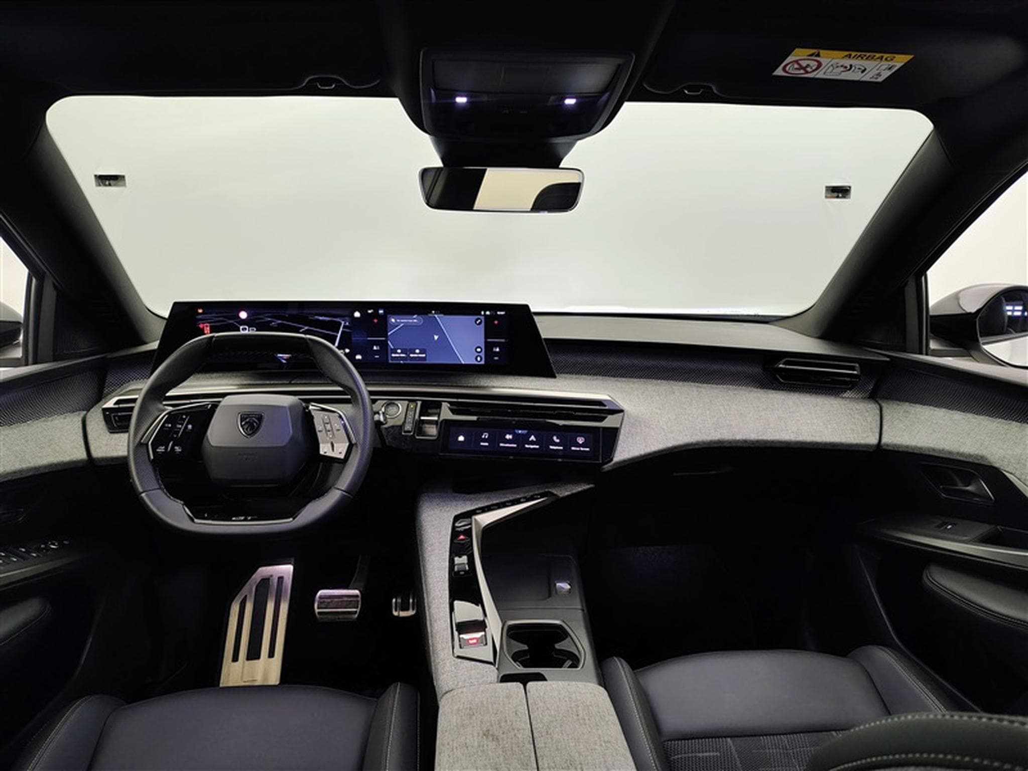 Peugeot 5008 1.2 Hybrid 145Cv e-DCS6 GT 7PL / NAVI / CARPLAY / CAMERA (2025) - Photo 8