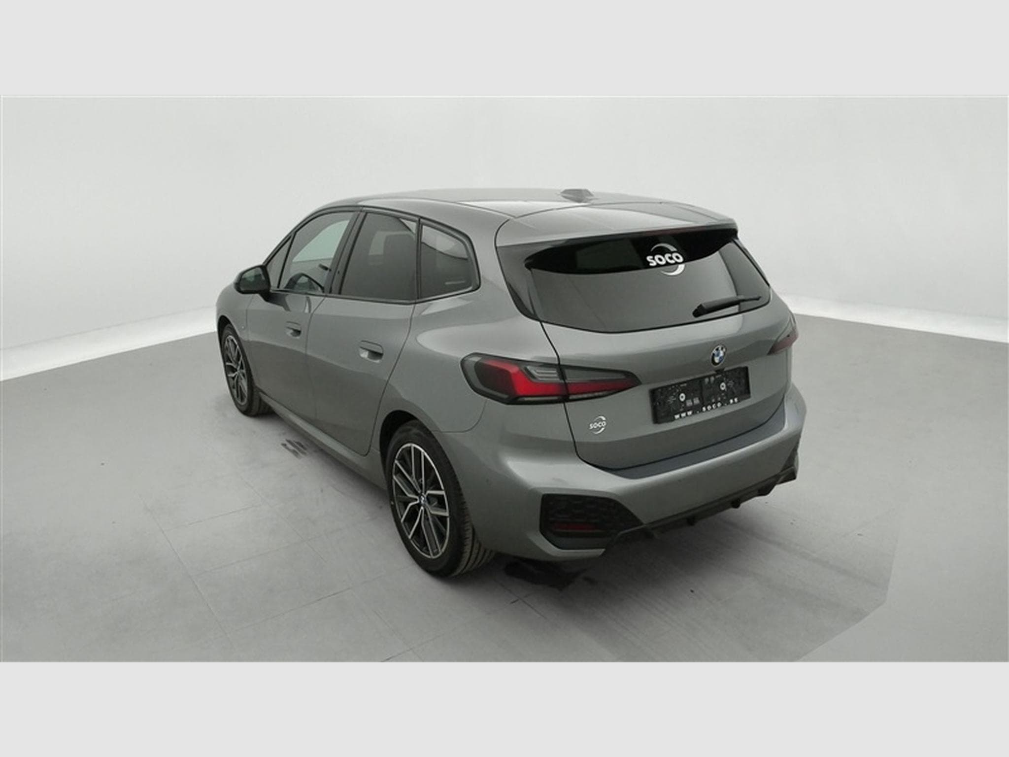 BMW 218 Active Tourer Pack M 218i (2022) - Photo 2