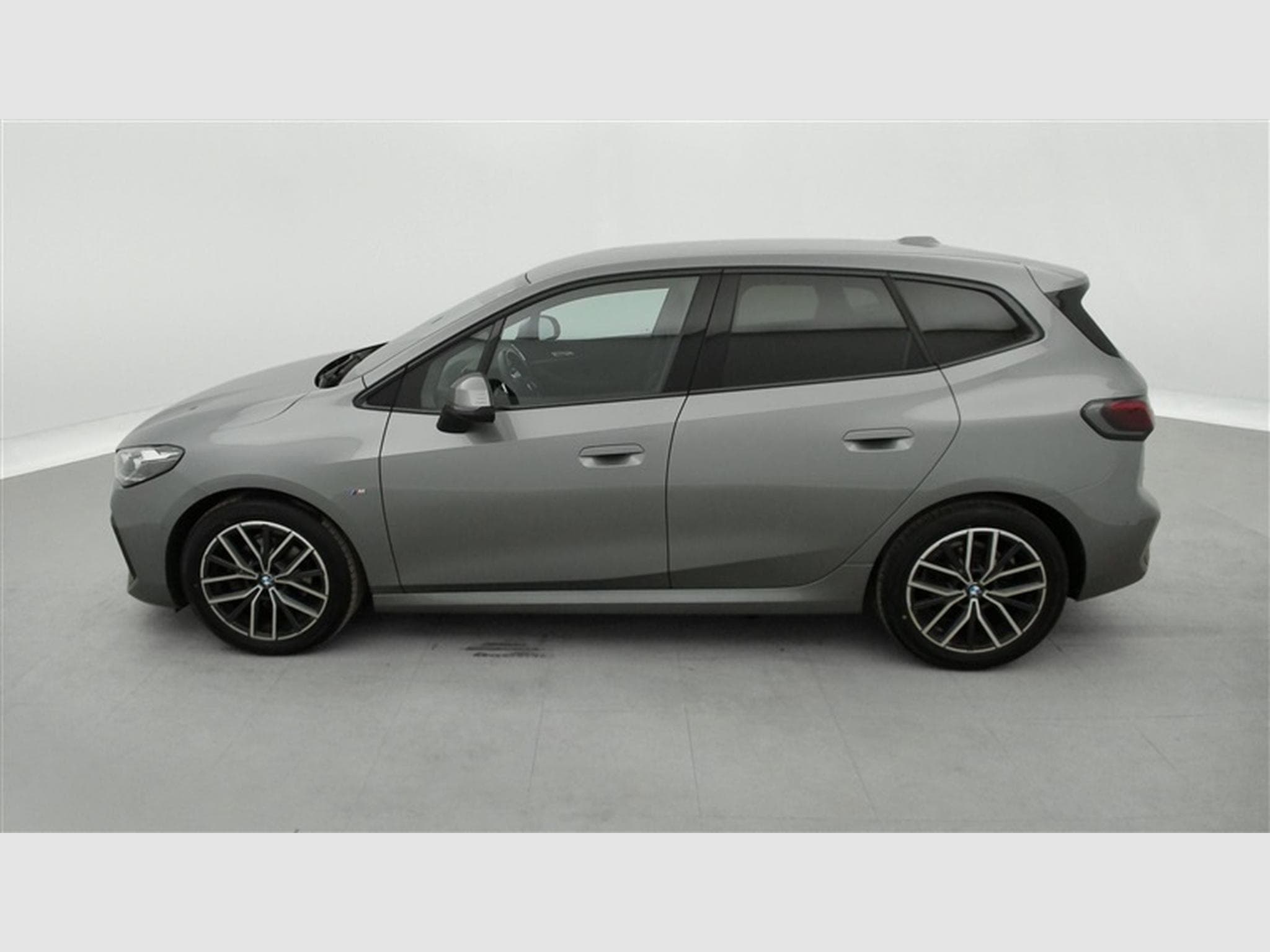 BMW 218 Active Tourer Pack M 218i (2022) - Photo 3