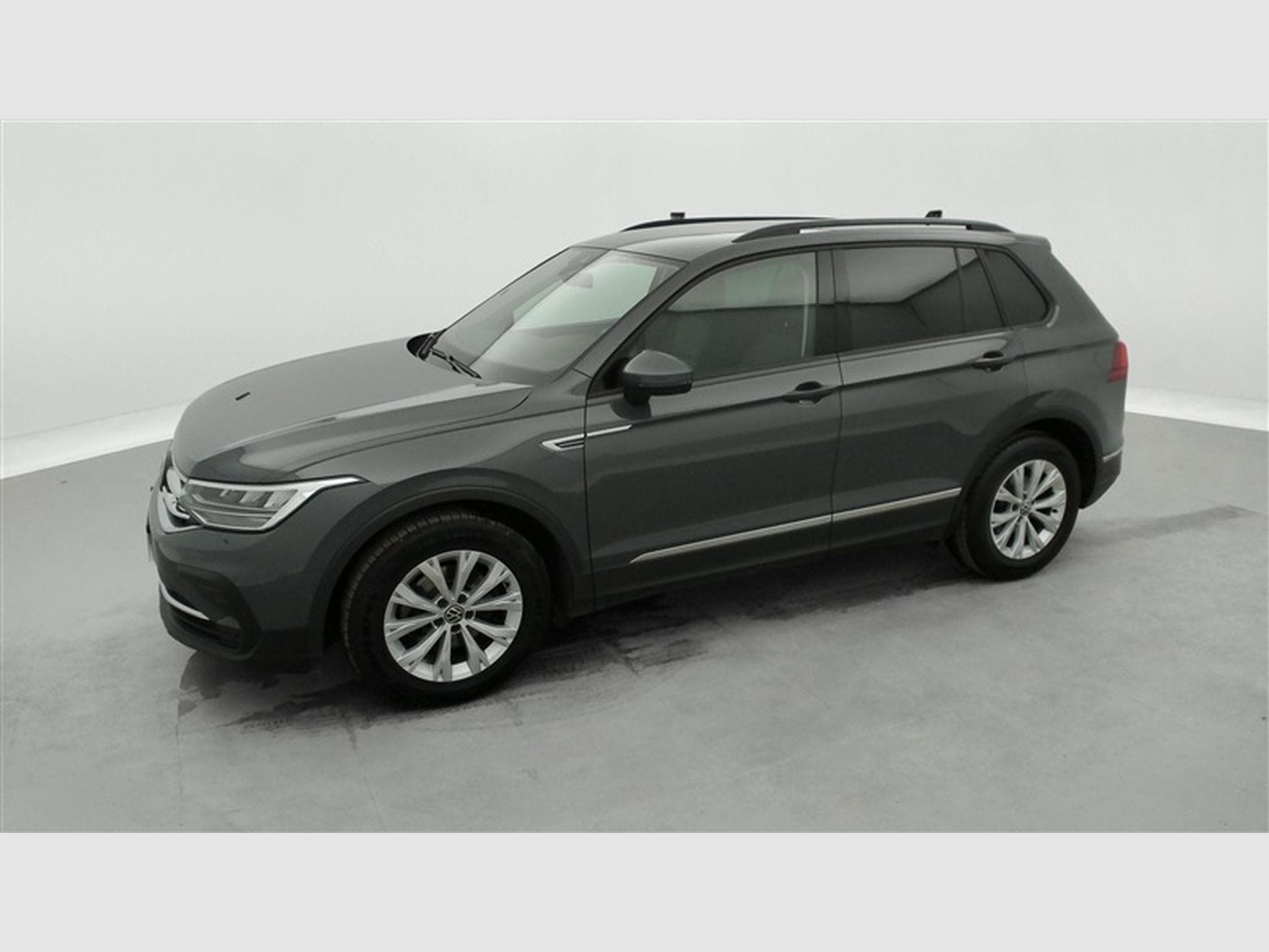 VW Tiguan 1.5 TSI 150Cv DSG7 Comfortline NAVI / CAMERA (2022) - Photo 21
