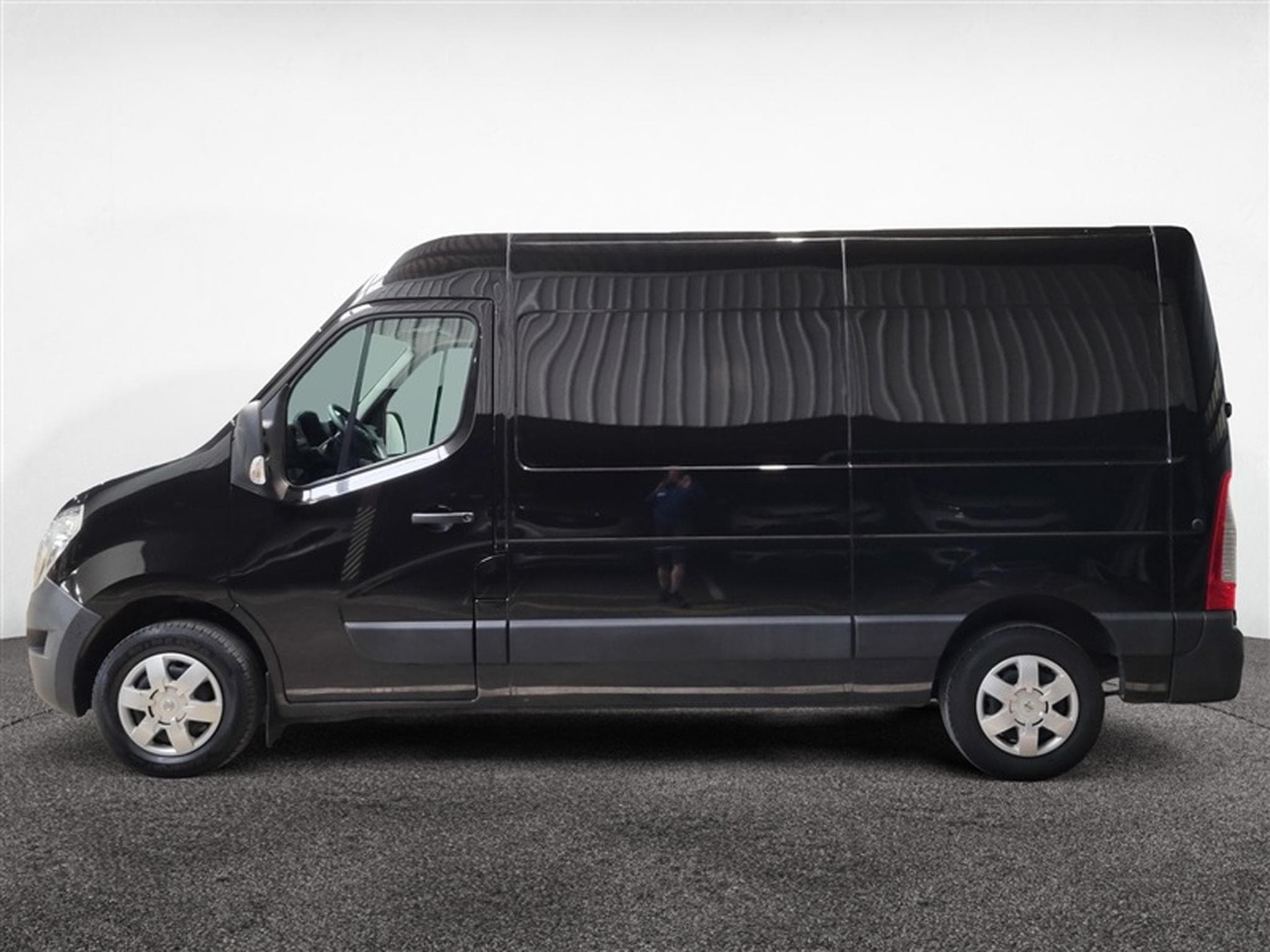 Nissan Interstar 2.3 DCI L2H2 N-Connecta **CAM/NAVI/CLIM** (2023) - Photo 3