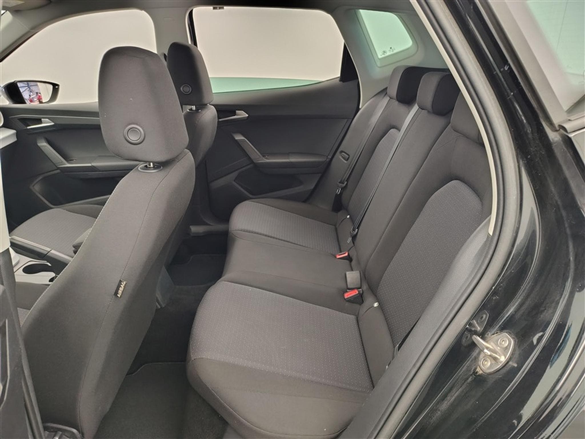 Seat Arona 1.0 TSI Style (2022) - Photo 13