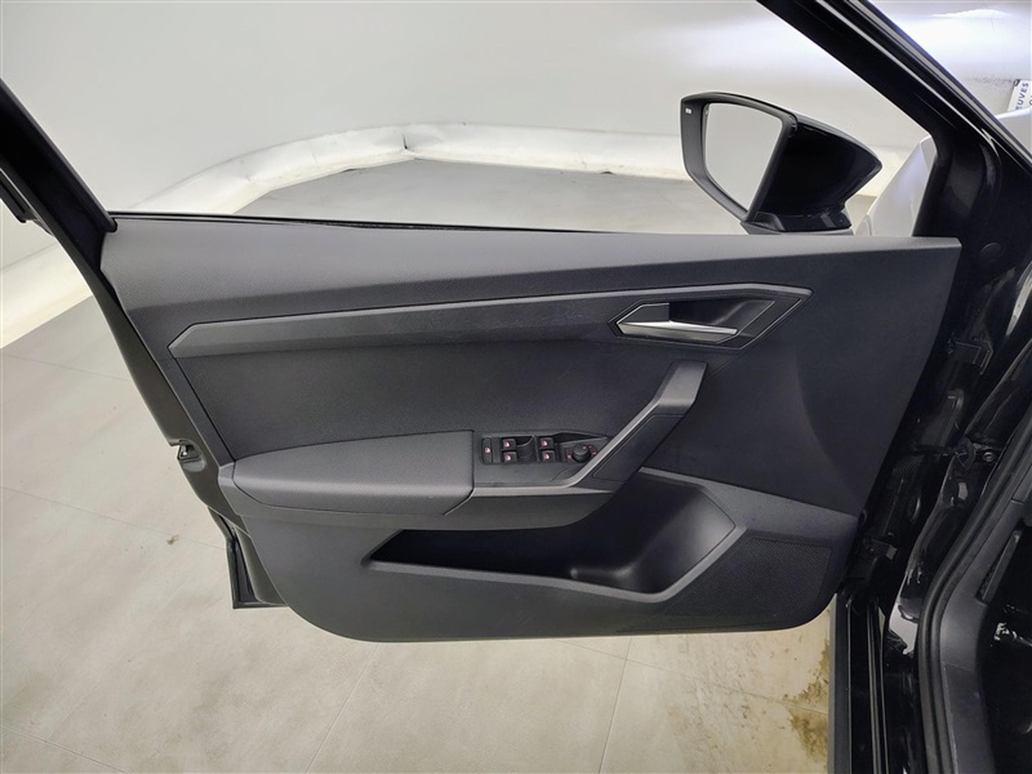 Seat Arona 1.0 TSI Style (2022) - Photo 17