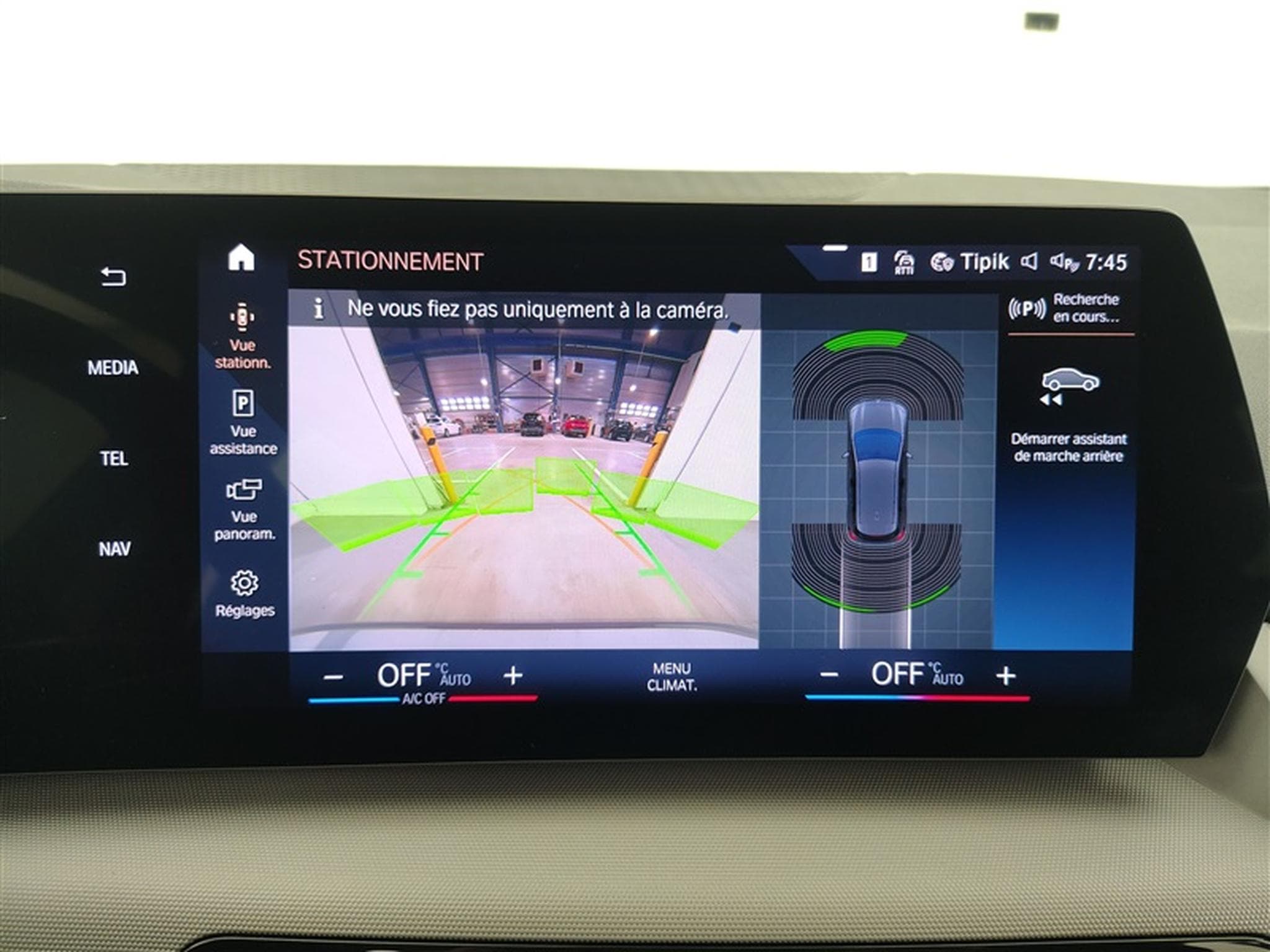 BMW 218 Active Tourer 218 iA NAVI/FULL LED/JA/PDC (2023) - Photo 18
