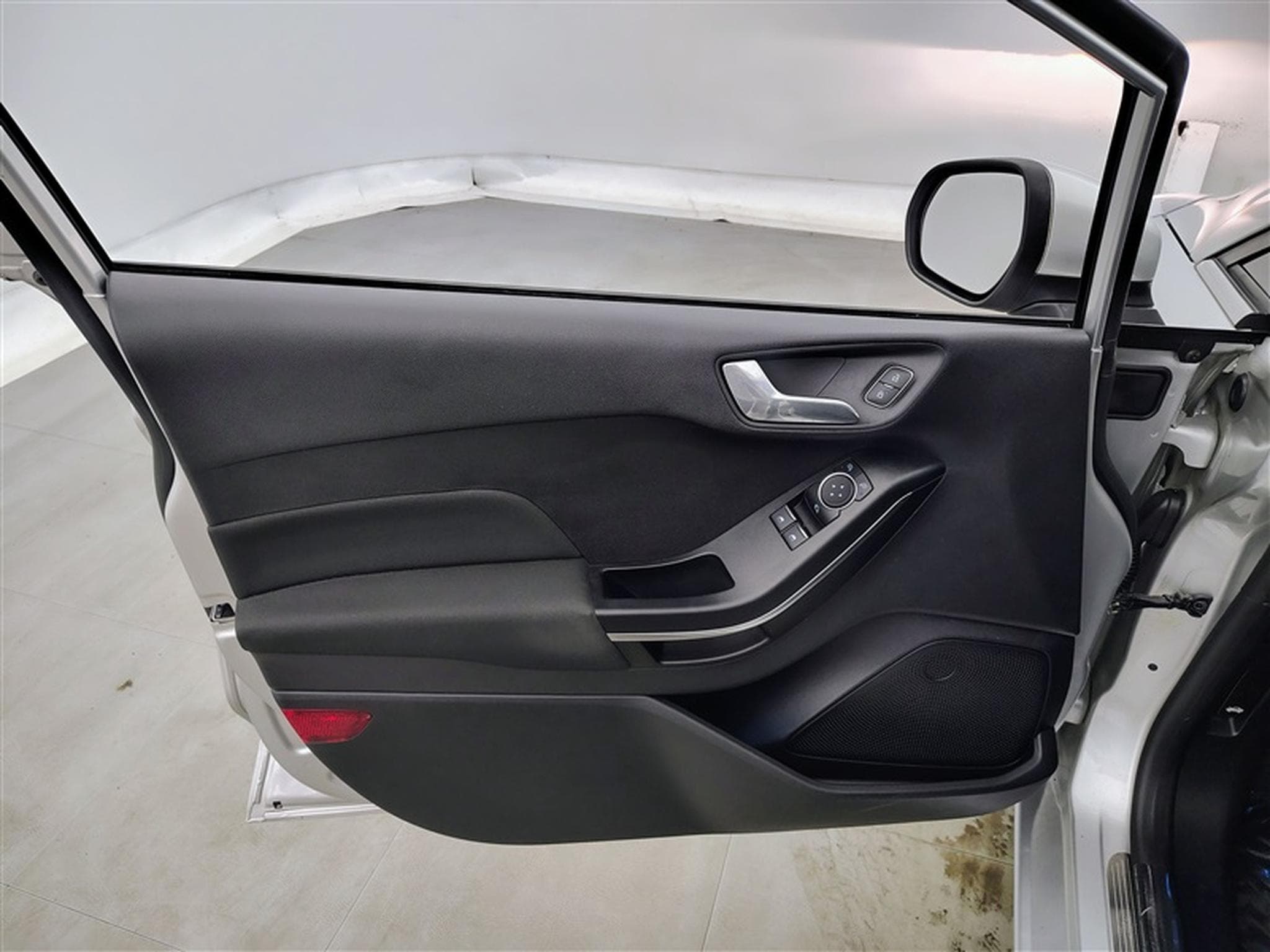 Ford Fiesta 1.0 EcoBoost Titanium °AP CARPLAY °PDC °S.CHAUFFANT °JA 16" (2019) - Photo 17
