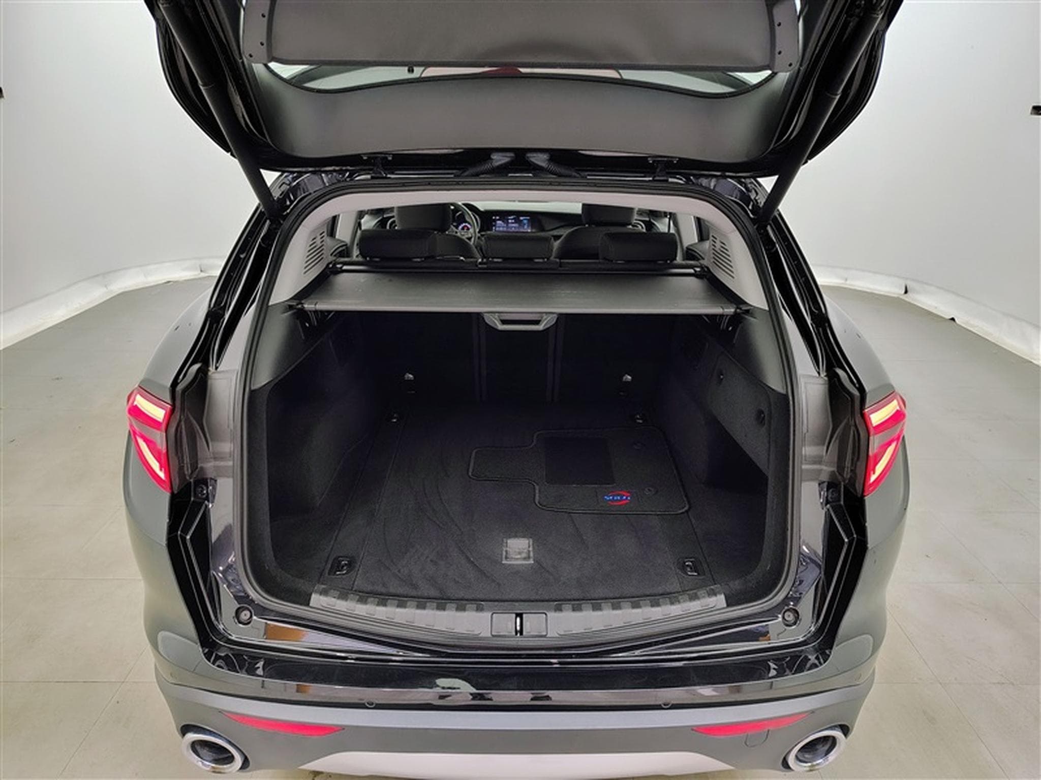 Alfa-Romeo Stelvio 2.2 MJD Sprint (2021) - Photo 14