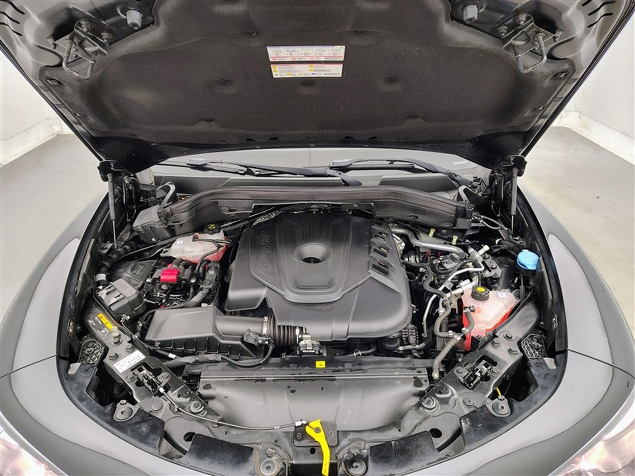 Alfa-Romeo Stelvio 2.2 MJD Sprint (2021) - Photo 20