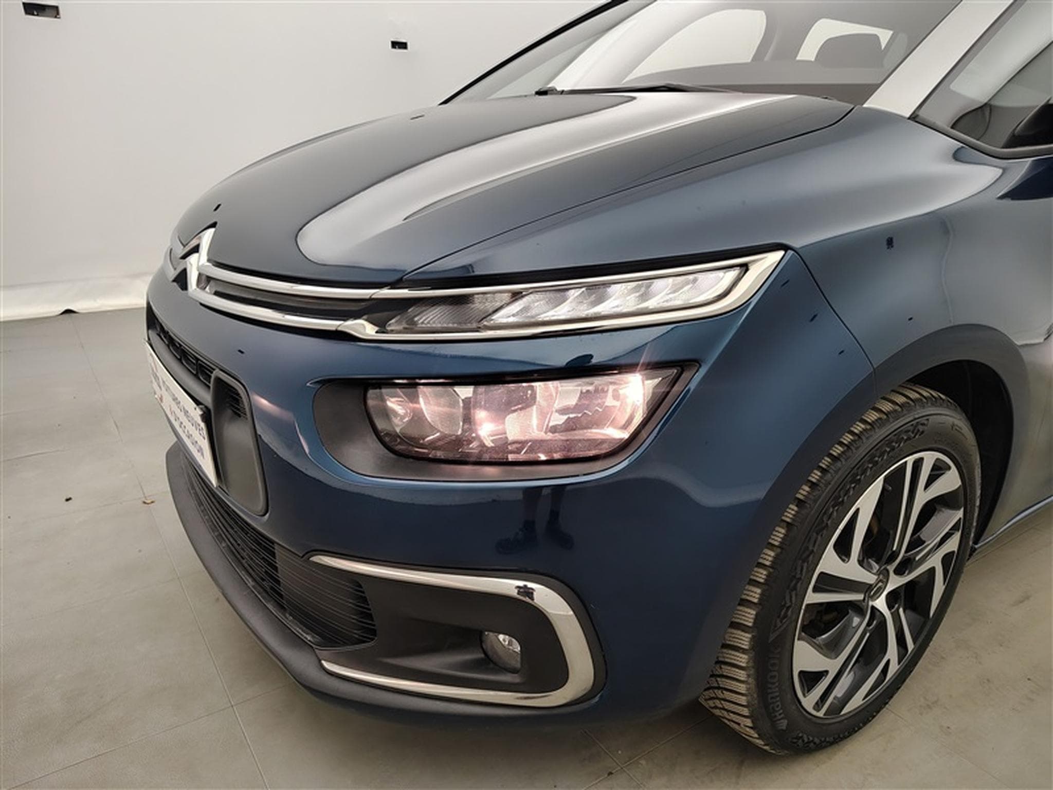 Citroen Grand C4 SpaceTourer 1.2 PureTech Feel 7Pl   Navi / PDC (2021) - Photo 15